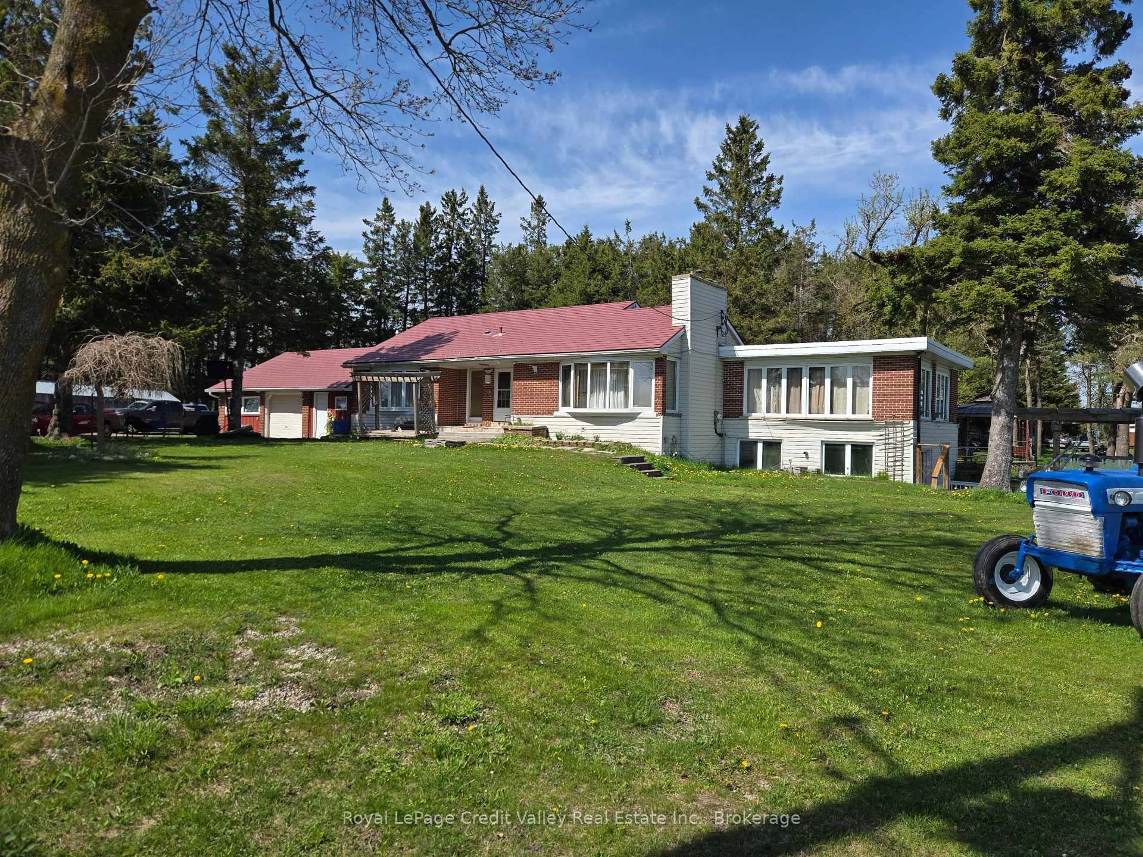 A pic from outside/outdoor area/front of a property/back of a property/a pic from drone, mountain view for 159123 Highway 10, Melancthon Ontario L9V 2G3