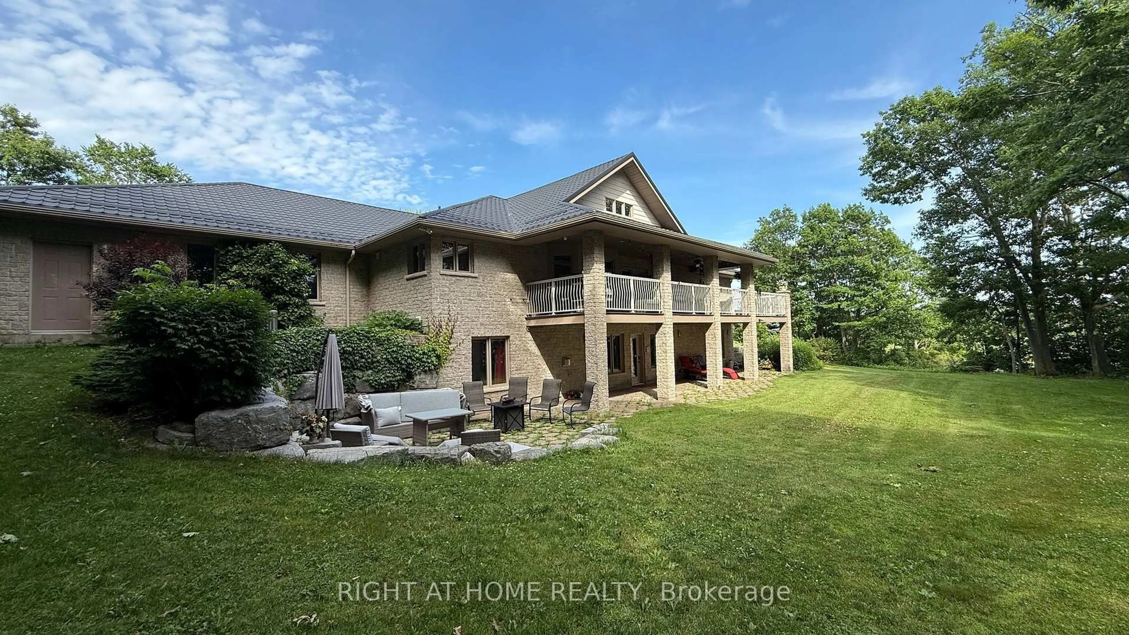 A pic from outside/outdoor area/front of a property/back of a property/a pic from drone, water/lake/river/ocean view for 1453 MILLENIUM Crt, Kingston Ontario K7L 5H6