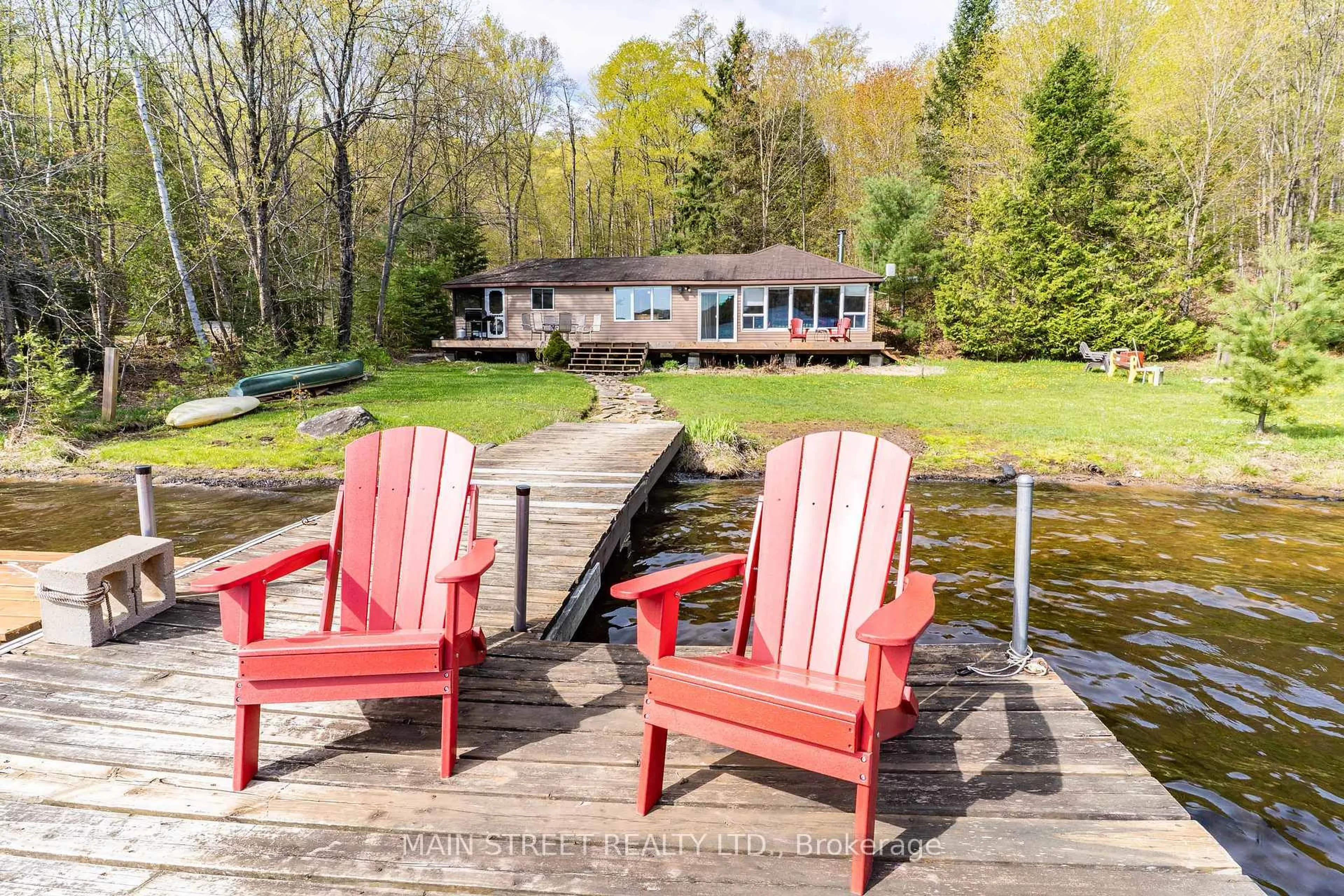 Patio, water/lake/river/ocean view for 1146 Farmer Hays Dr, Algonquin Highlands Ontario P0A 1E0