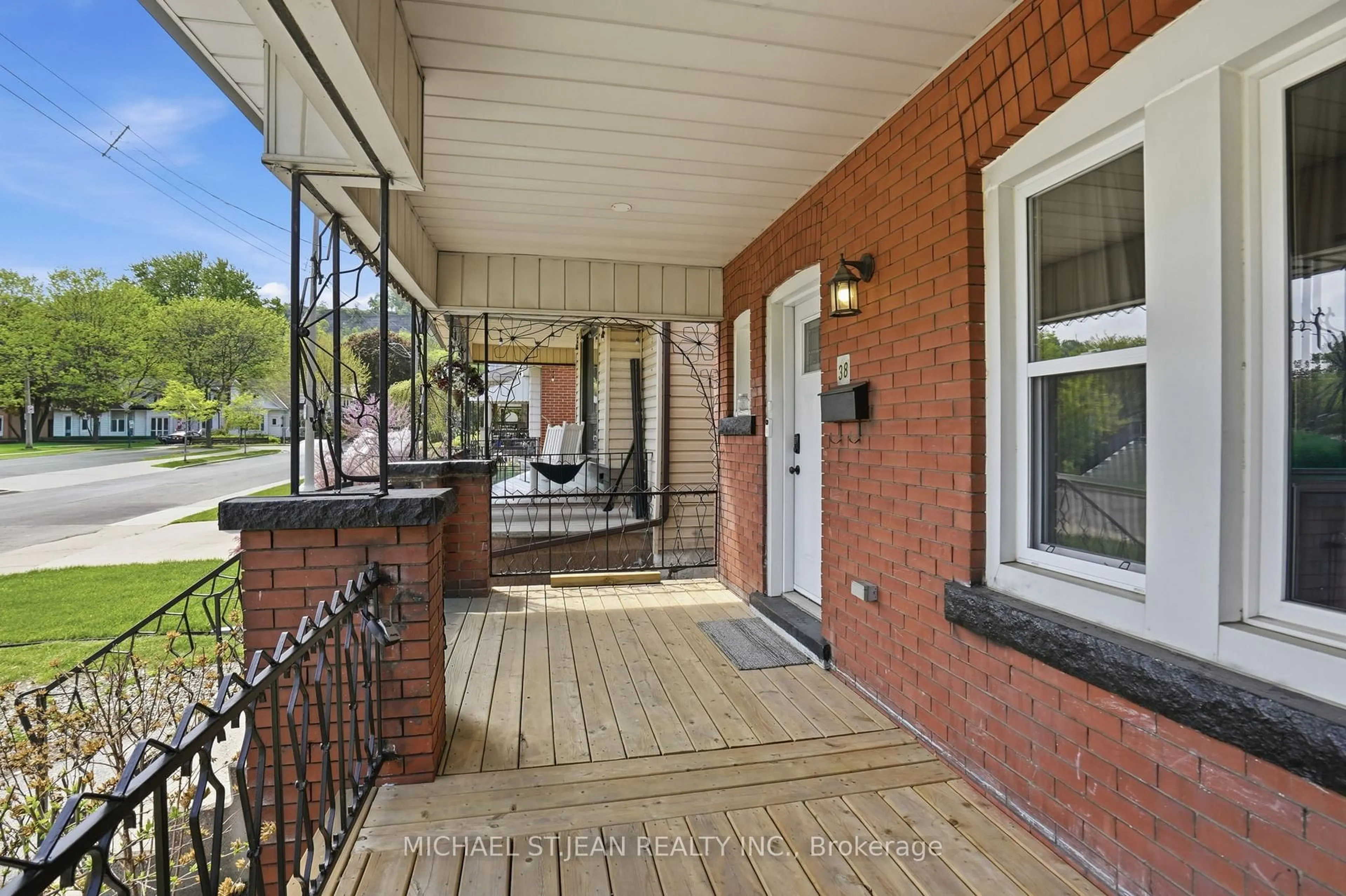 Unknown for 38 Norway Ave, Hamilton Ontario L8M 2V7