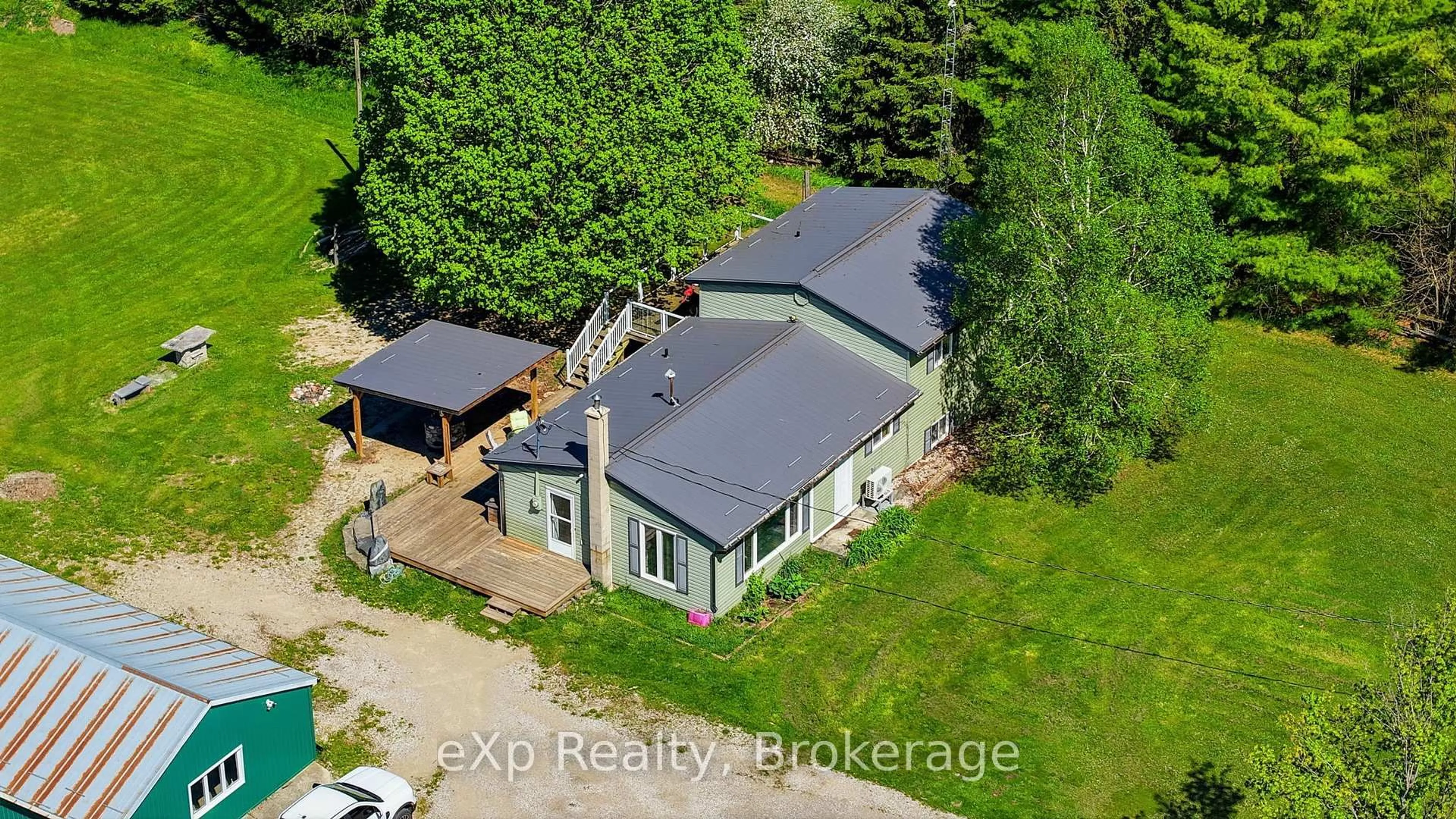 A pic from outside/outdoor area/front of a property/back of a property/a pic from drone, building for 174364 Mulock Rd, West Grey Ontario N0G 1S0
