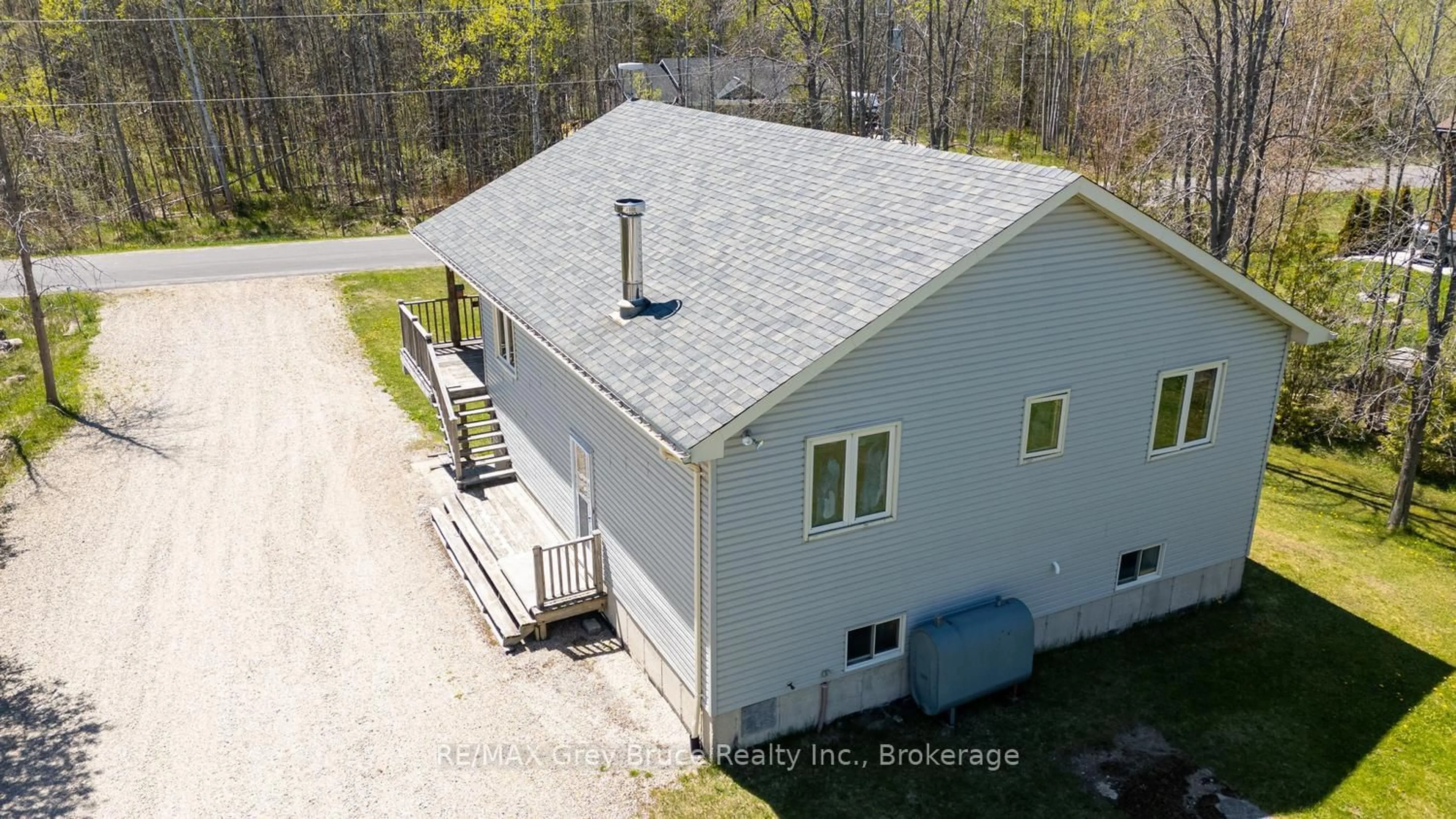 A pic from outside/outdoor area/front of a property/back of a property/a pic from drone, building for 94 Maple Dr, Northern Bruce Peninsula Ontario N0H 1Z0