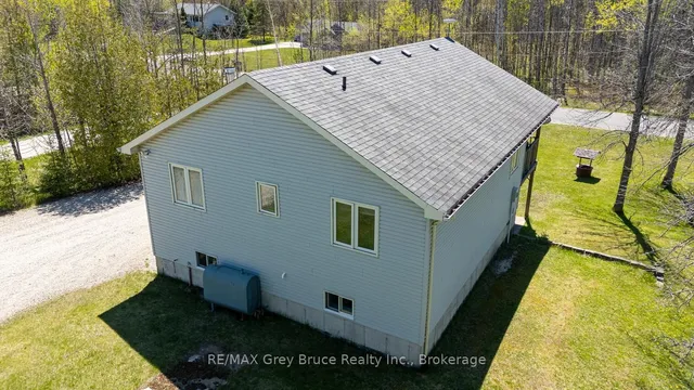 94 Maple Dr, Northern Bruce Peninsula 5