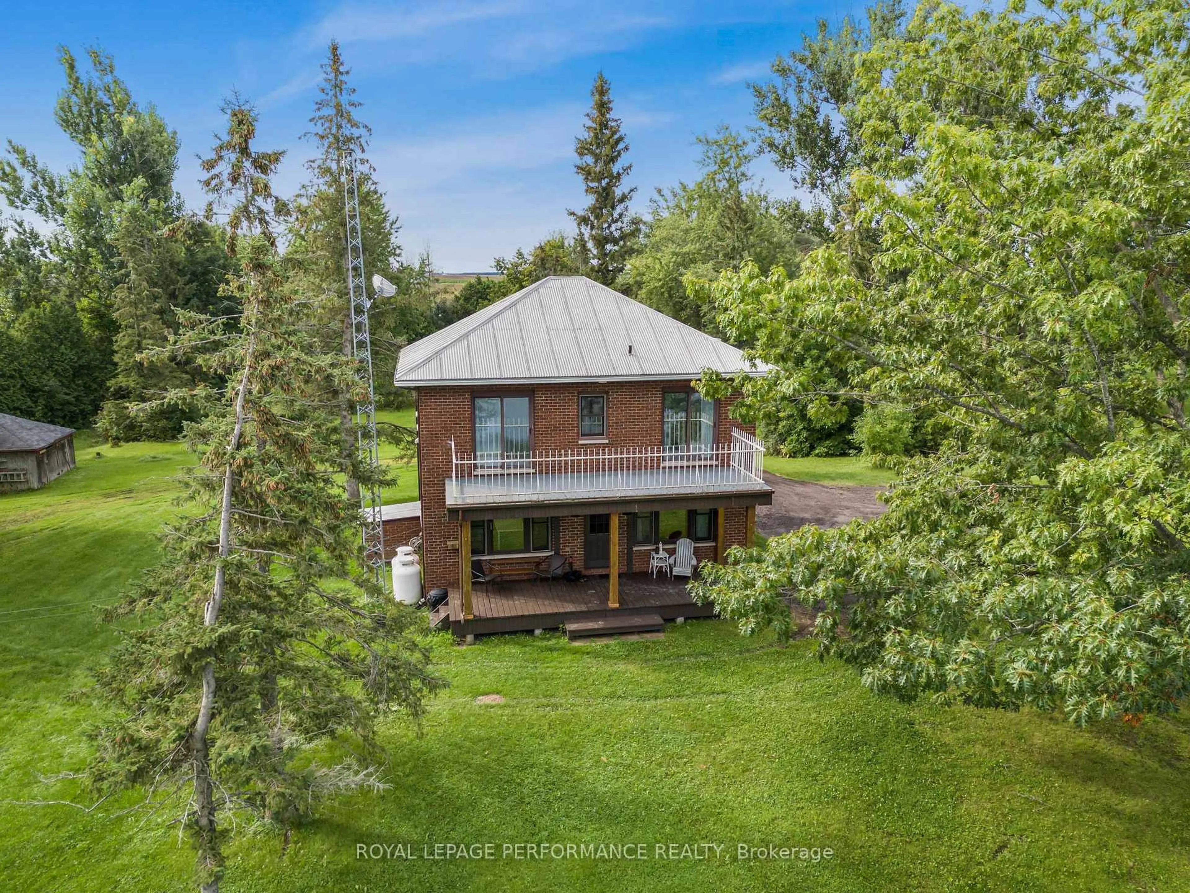 A pic from outside/outdoor area/front of a property/back of a property/a pic from drone, unknown for 2970 Bay Rd, Champlain Ontario K0B 1K0