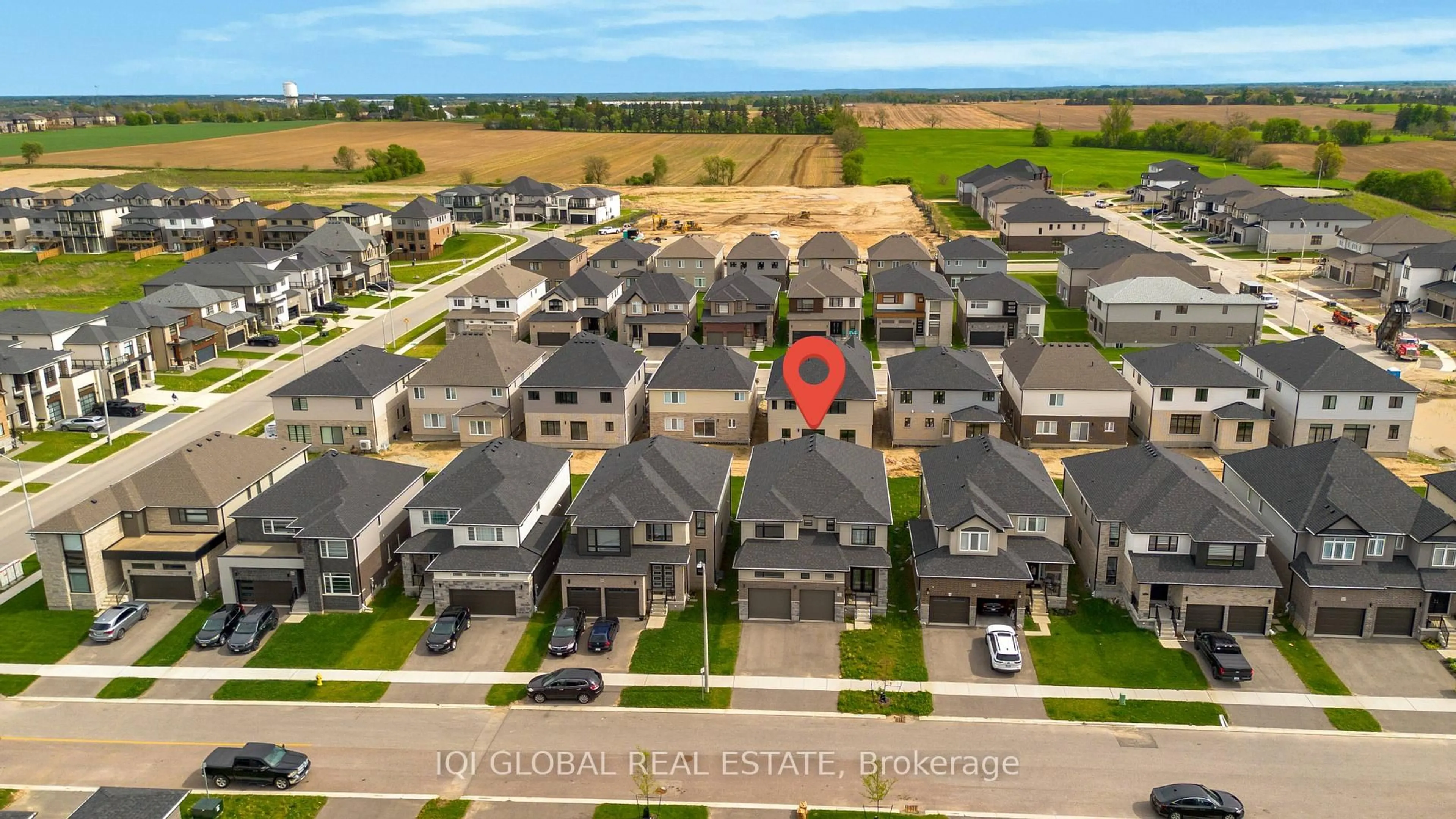 A pic from outside/outdoor area/front of a property/back of a property/a pic from drone, street for 92 Sass Cres, Brant Ontario N3L 0J3