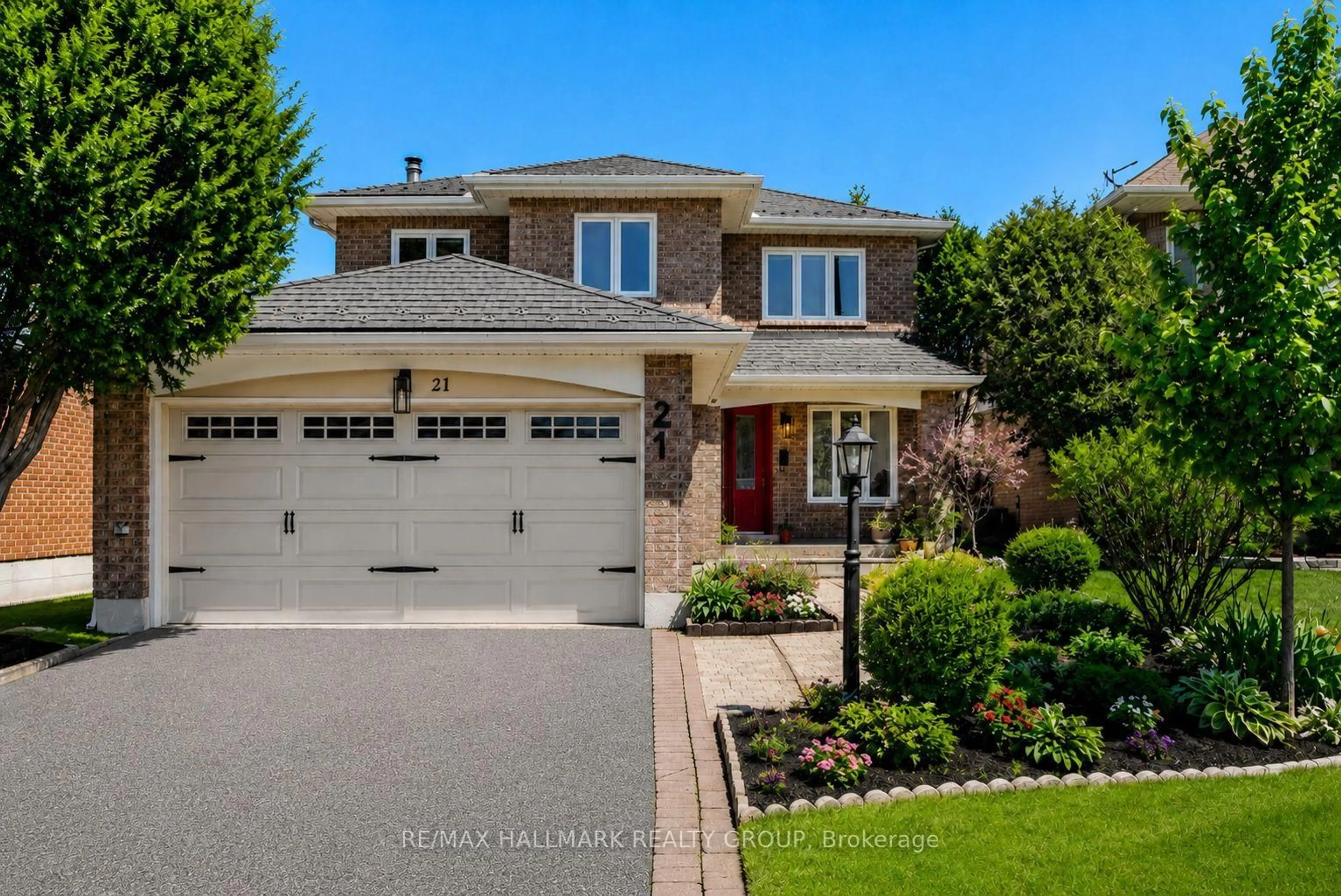 Home with brick exterior material, street for 21 Dalecroft Cres, Ottawa Ontario K2G 5V9