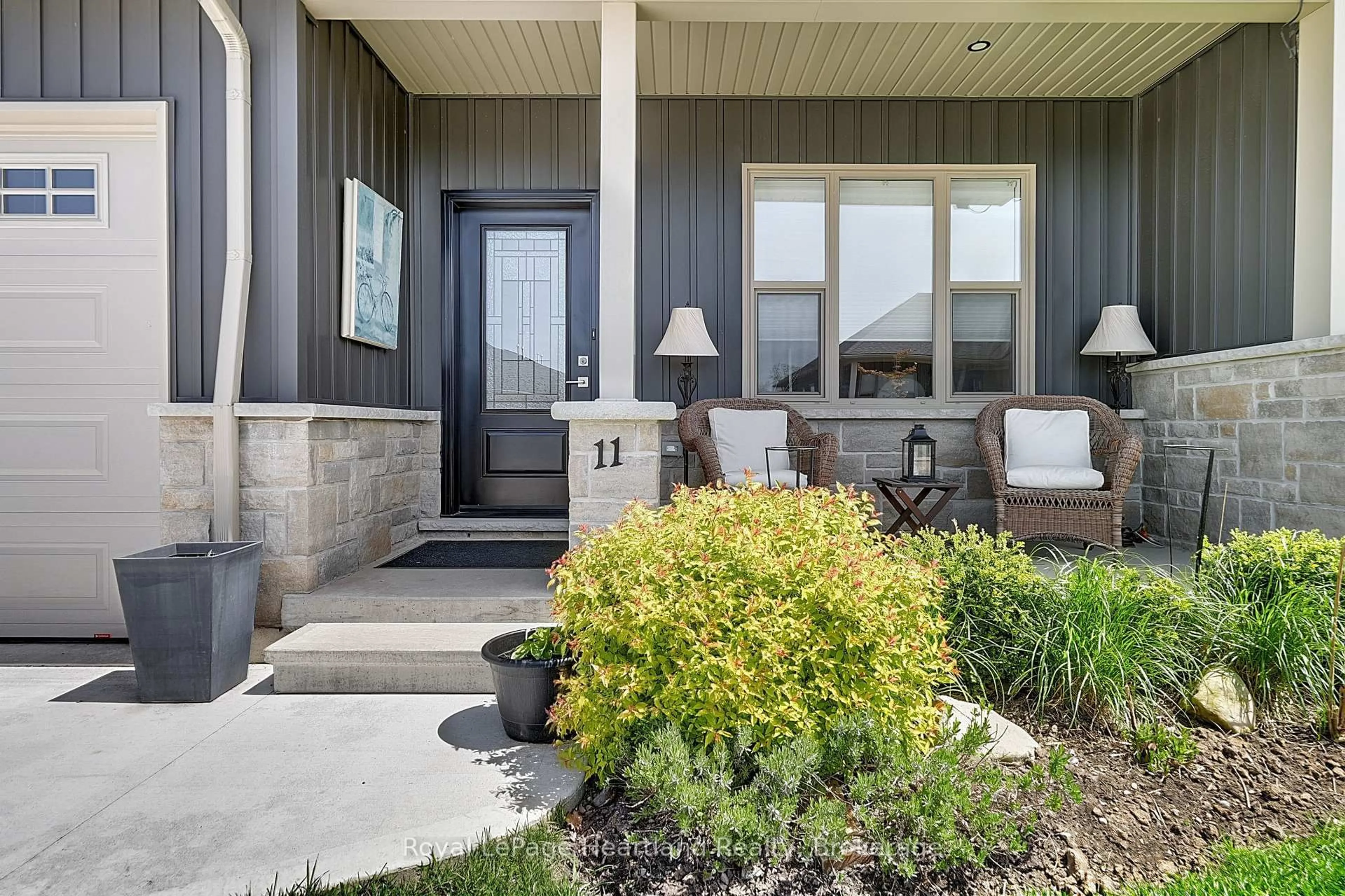 Indoor entryway for 11 Silver Creek Rd, Huron East Ontario N0K 1W0