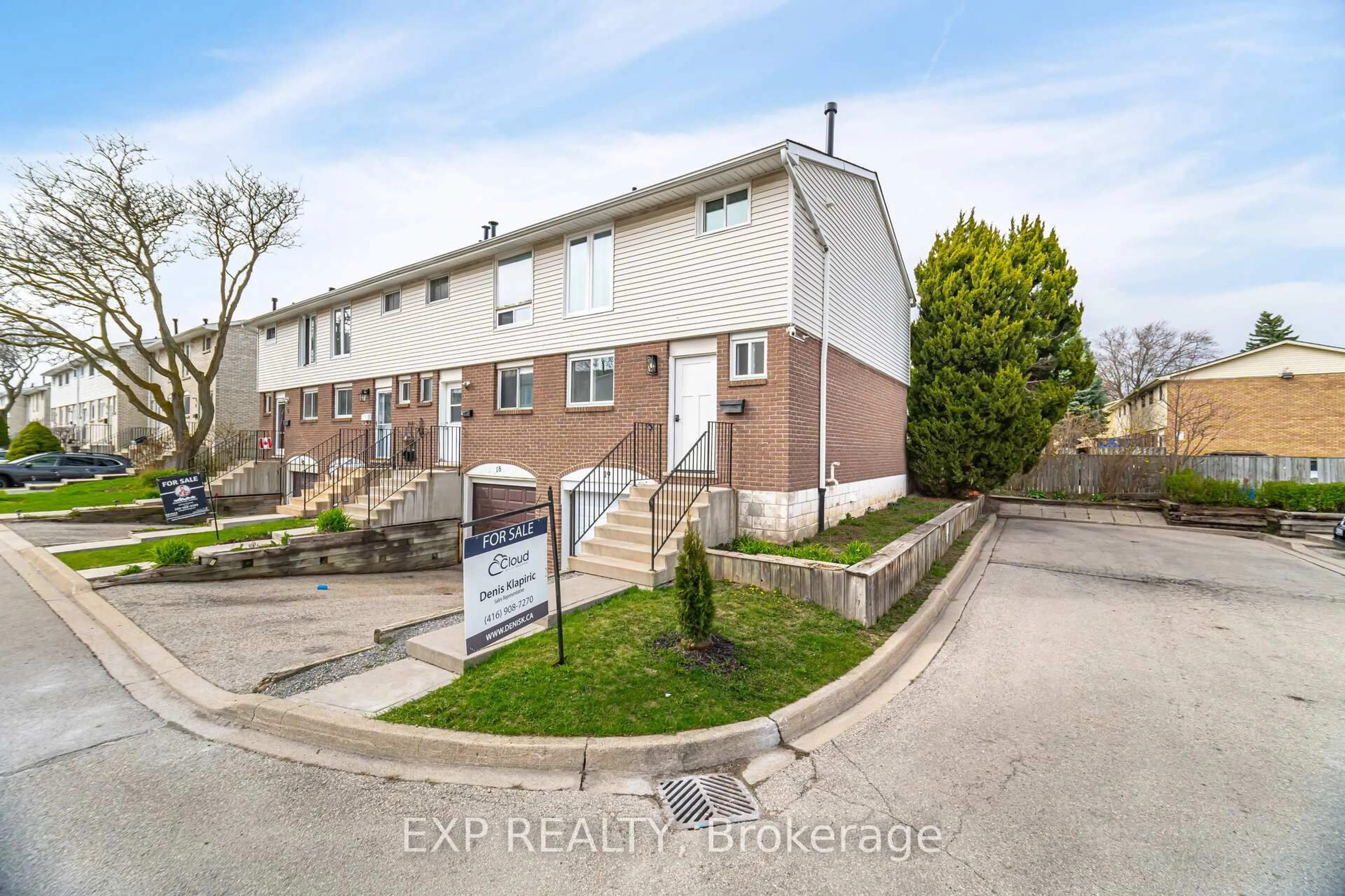 A pic from outside/outdoor area/front of a property/back of a property/a pic from drone, street for 120 Quigley Rd #19, Hamilton Ontario L8K 6L4
