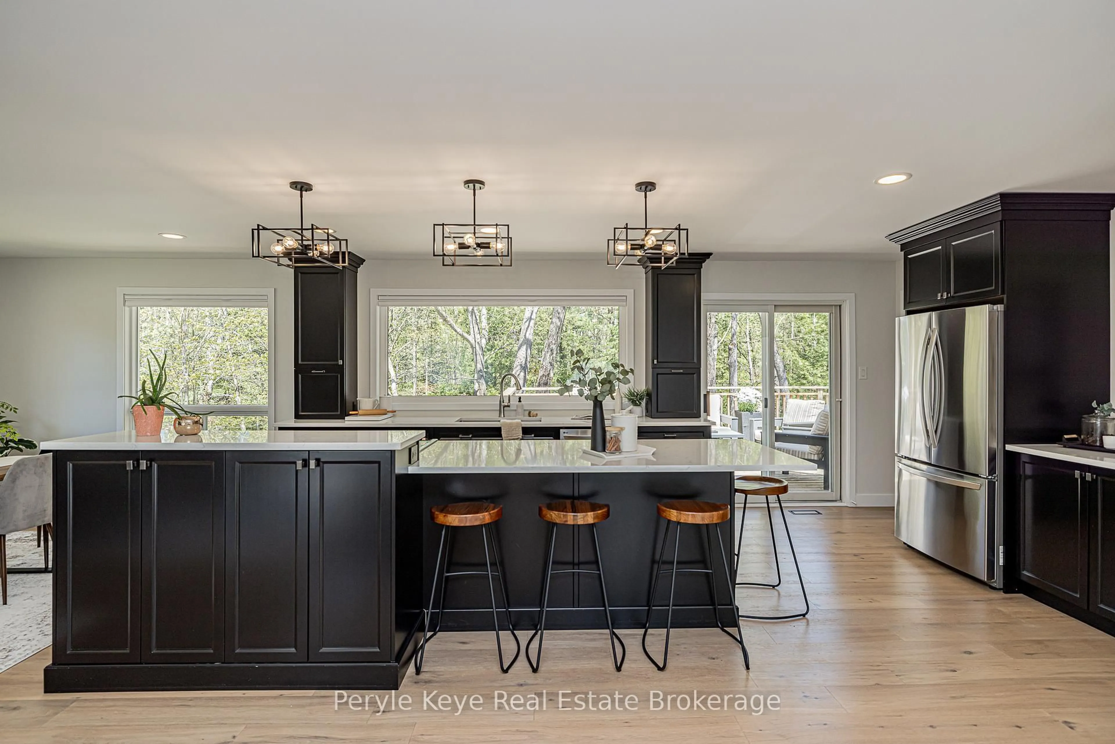 Open concept kitchen, unknown for 62 Glendale Rd, Bracebridge Ontario P1L 1B2