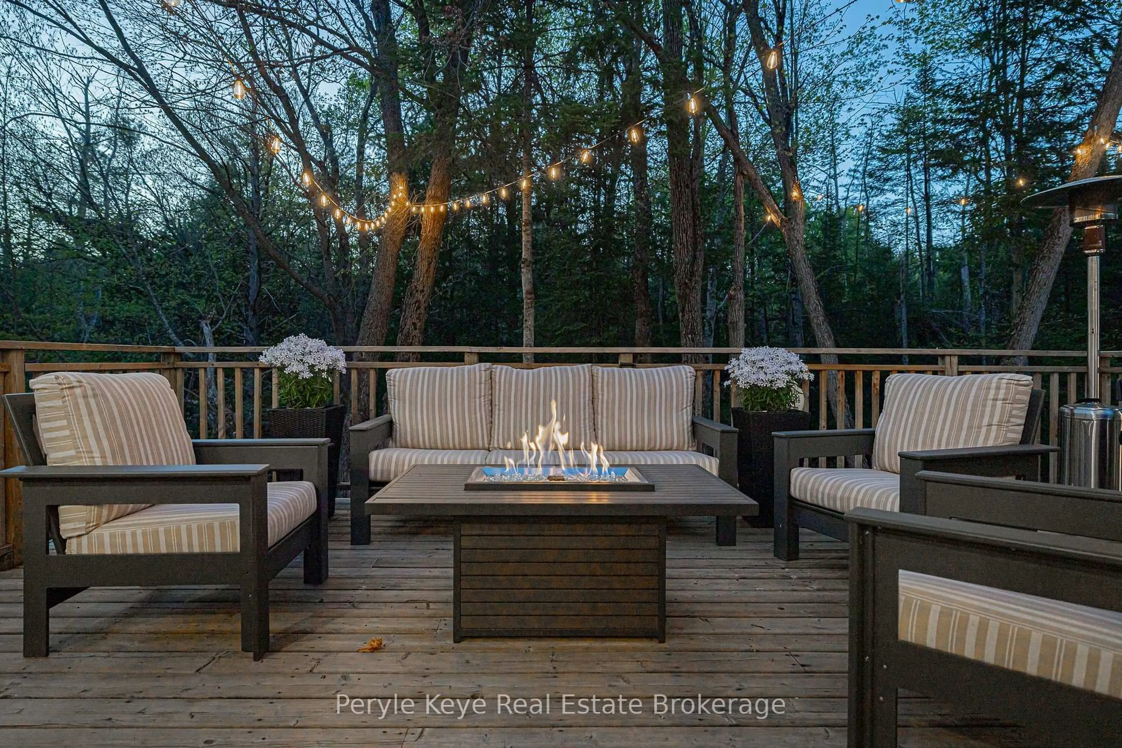 Patio, forest/trees view for 62 Glendale Rd, Bracebridge Ontario P1L 1B2