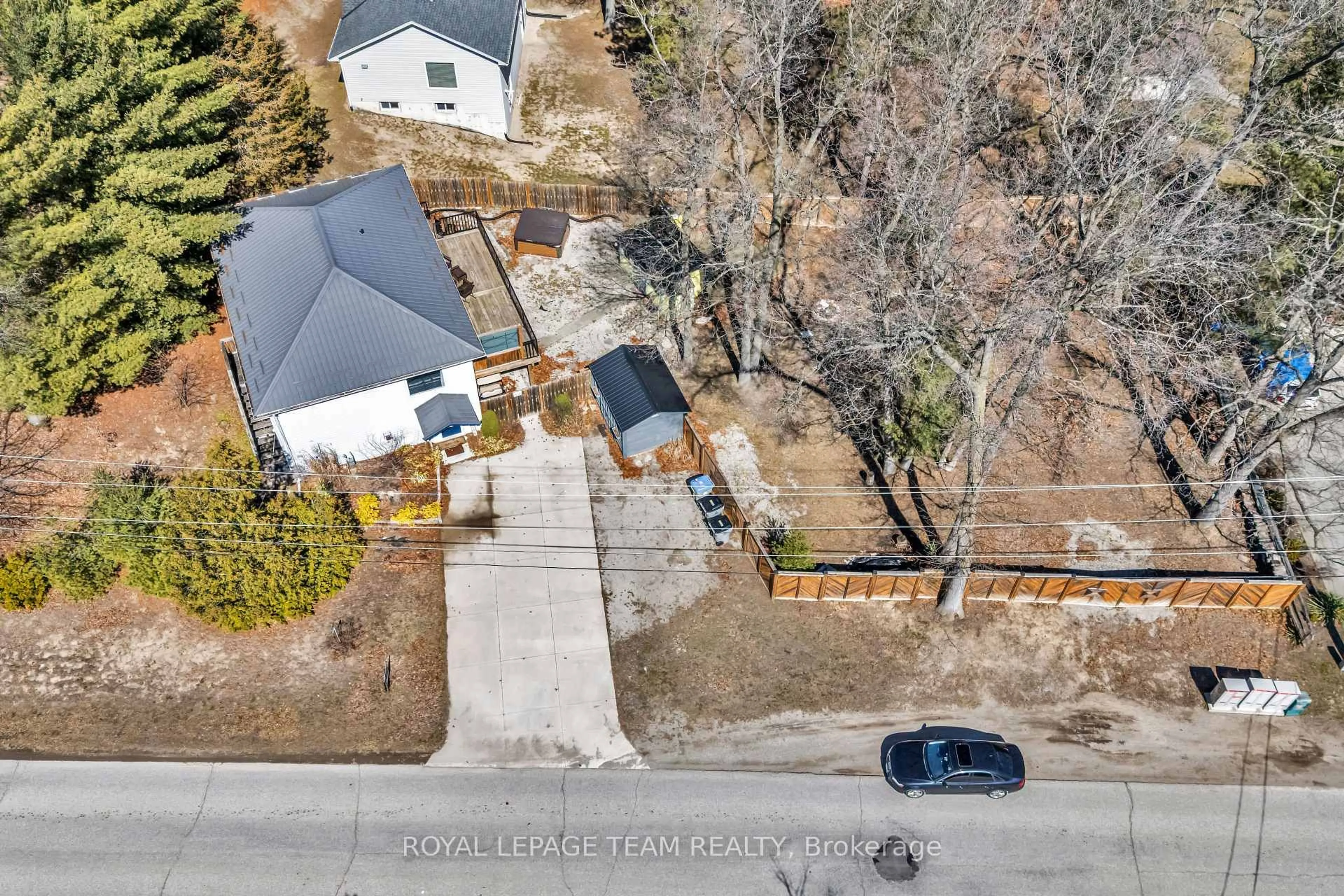 A pic from outside/outdoor area/front of a property/back of a property/a pic from drone, street for 7706 Alfred St, Lambton Shores Ontario N0M 2L0