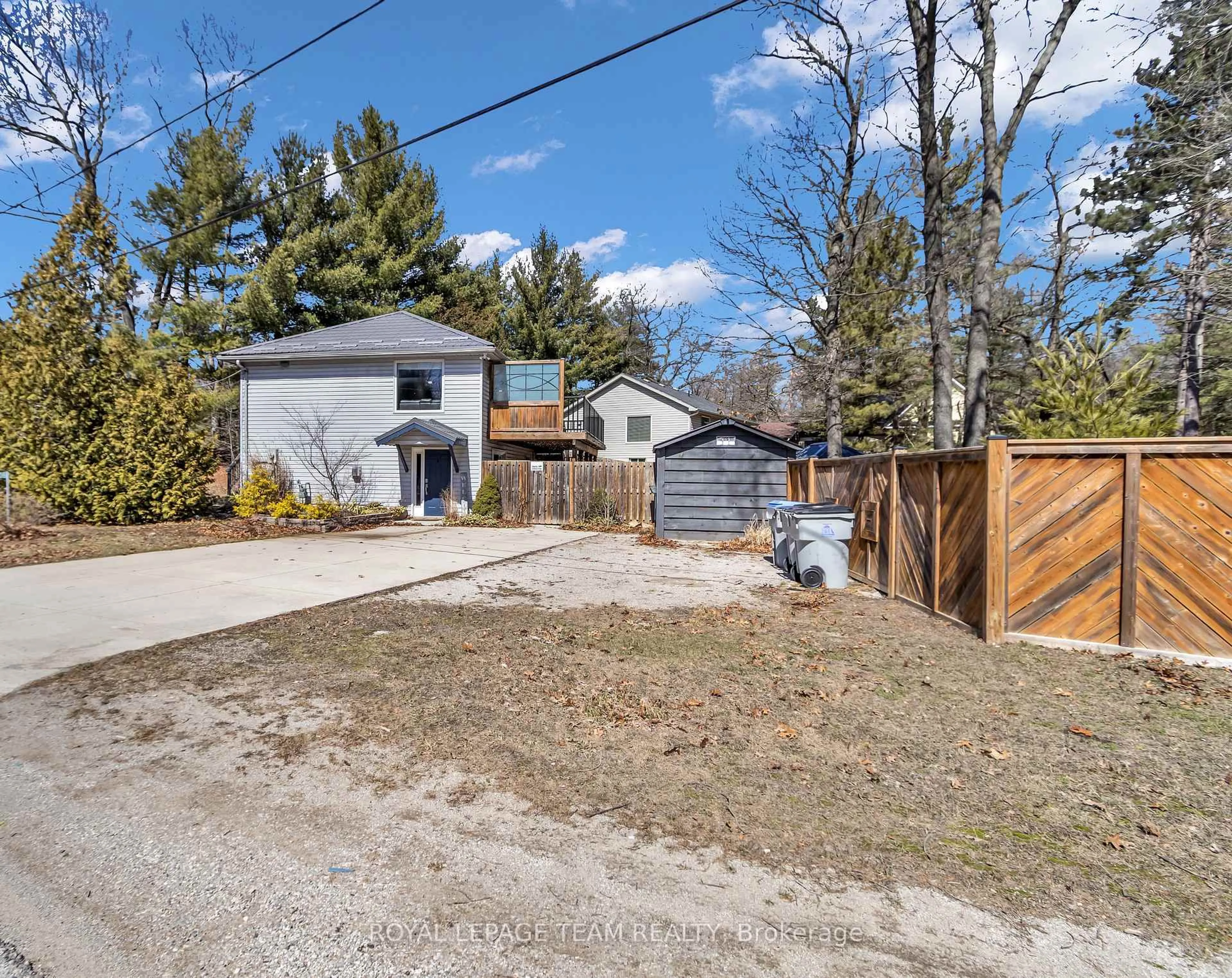 A pic from outside/outdoor area/front of a property/back of a property/a pic from drone, street for 7706 Alfred St, Lambton Shores Ontario N0M 2L0