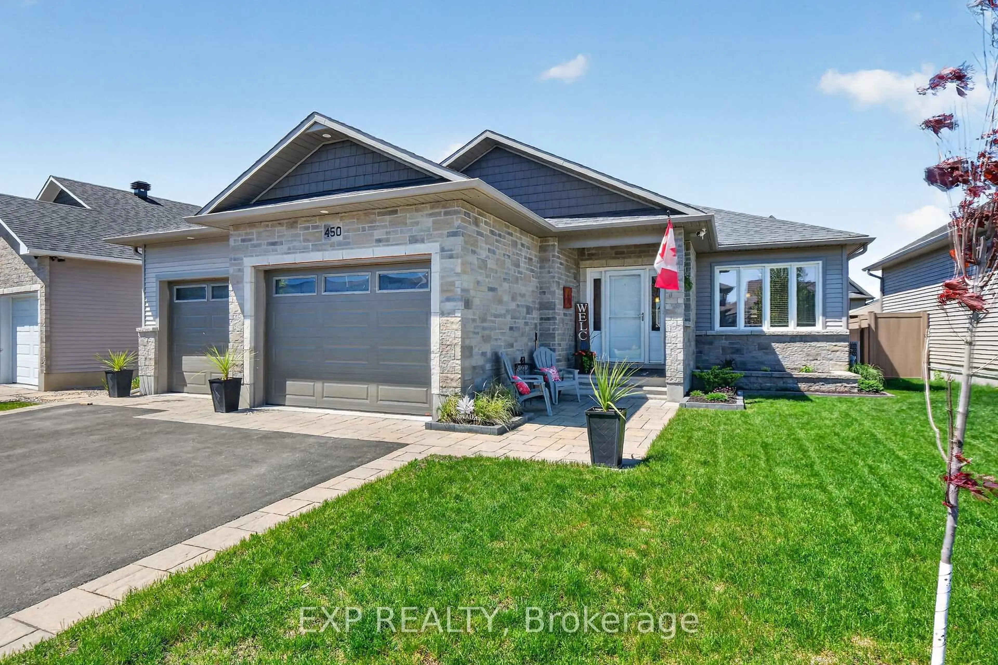 Home with brick exterior material, street for 450 Central Park Blvd, Russell Ontario K4R 0C6