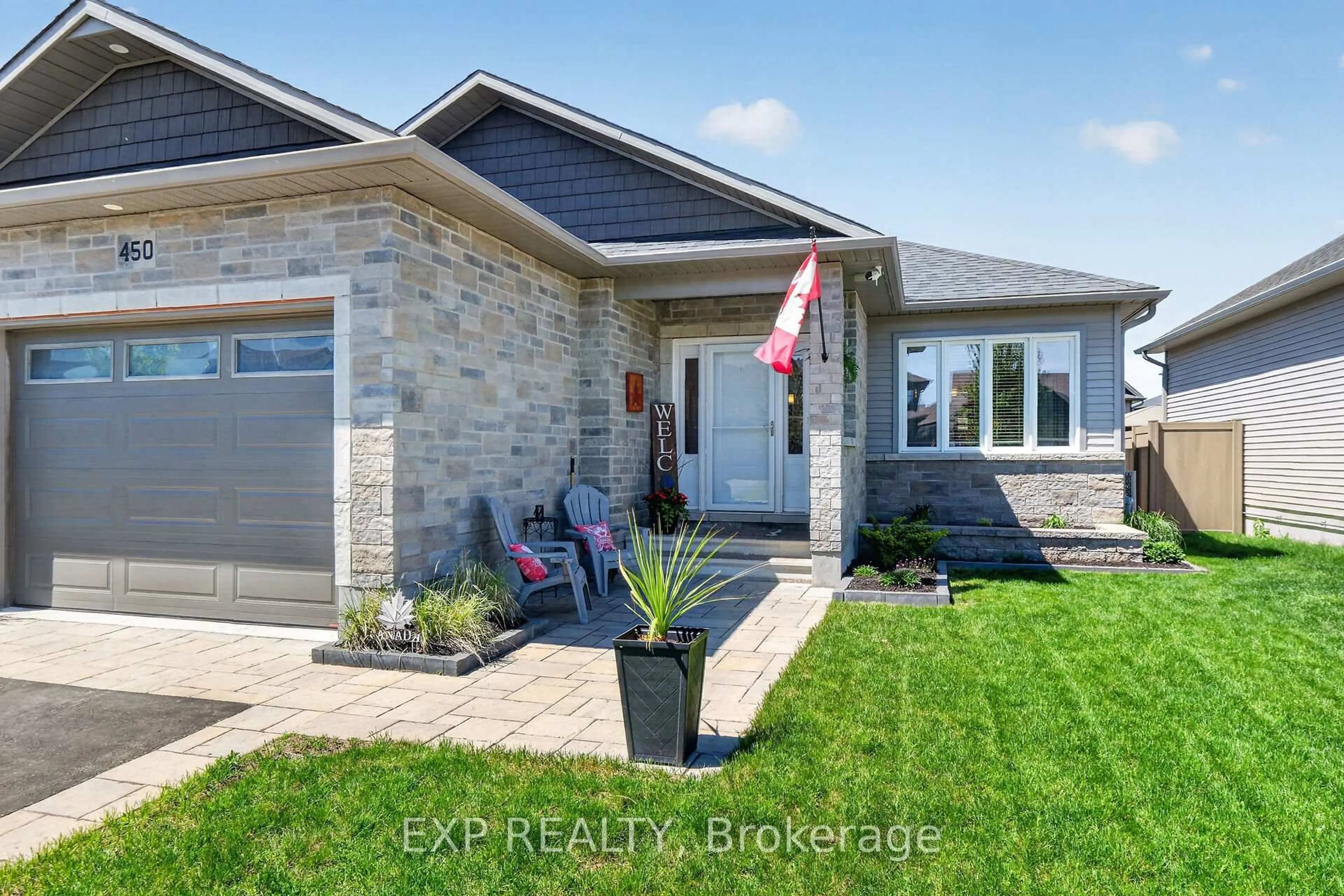 Home with brick exterior material, street for 450 Central Park Blvd, Russell Ontario K4R 0C6