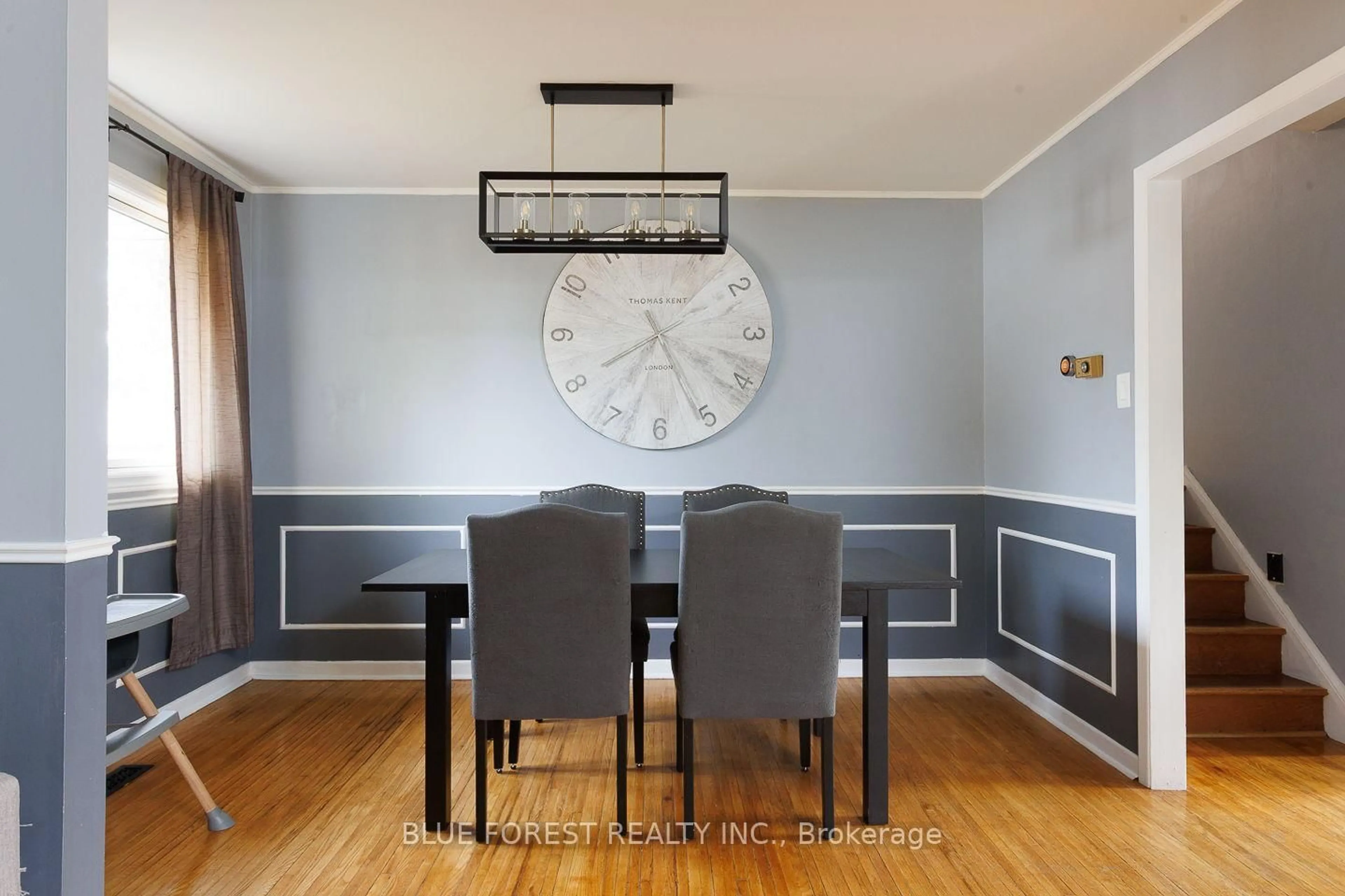 Dining room, wood/laminate floor for 2 Surrey Cres, London South Ontario N6E 1T6