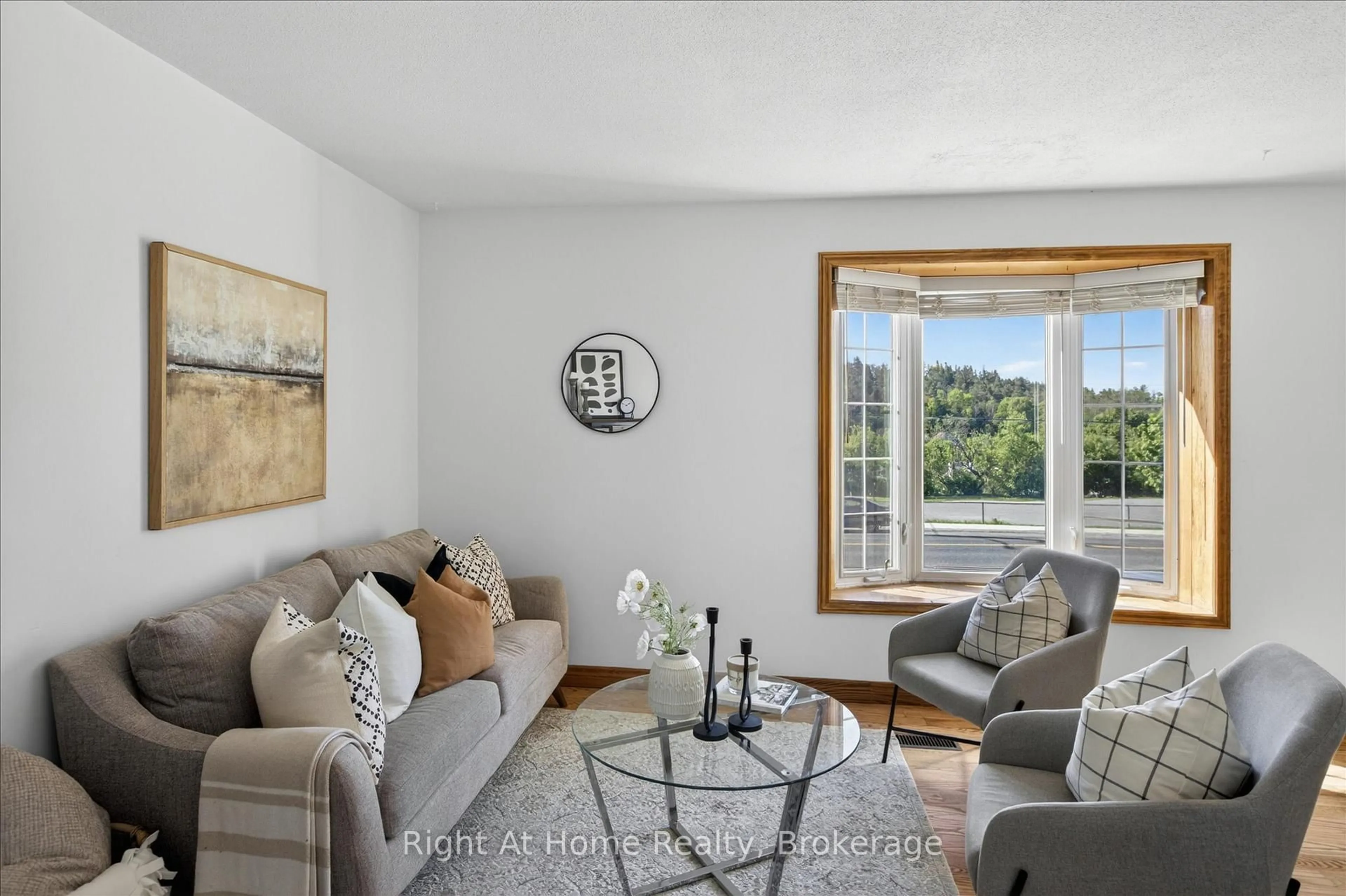 Living room with furniture, unknown for 278 Mcfarlane St, Peterborough Ontario K9H 1K4