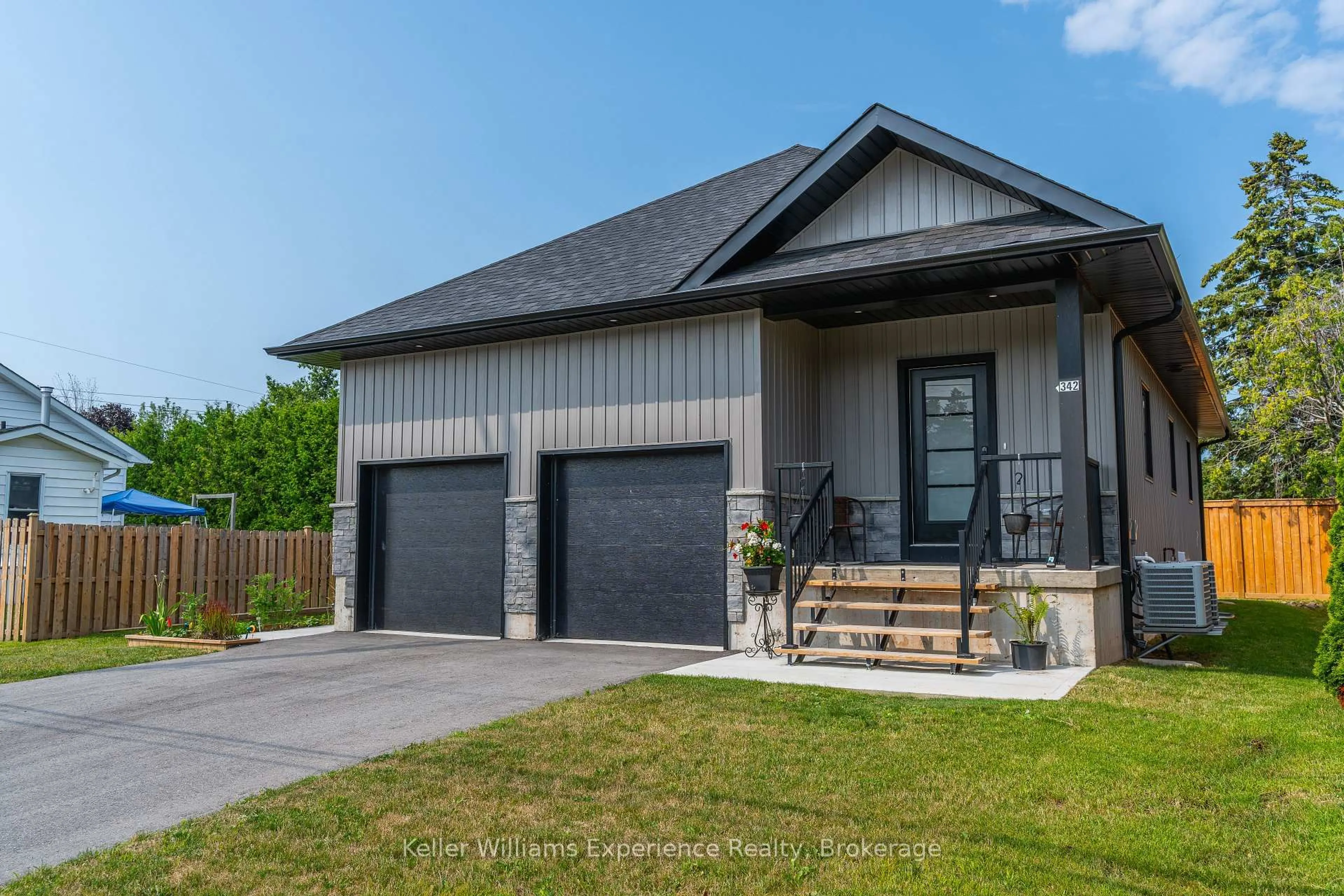 Home with brick exterior material, street for 342 Thompson St, Meaford Ontario N4L 1H6