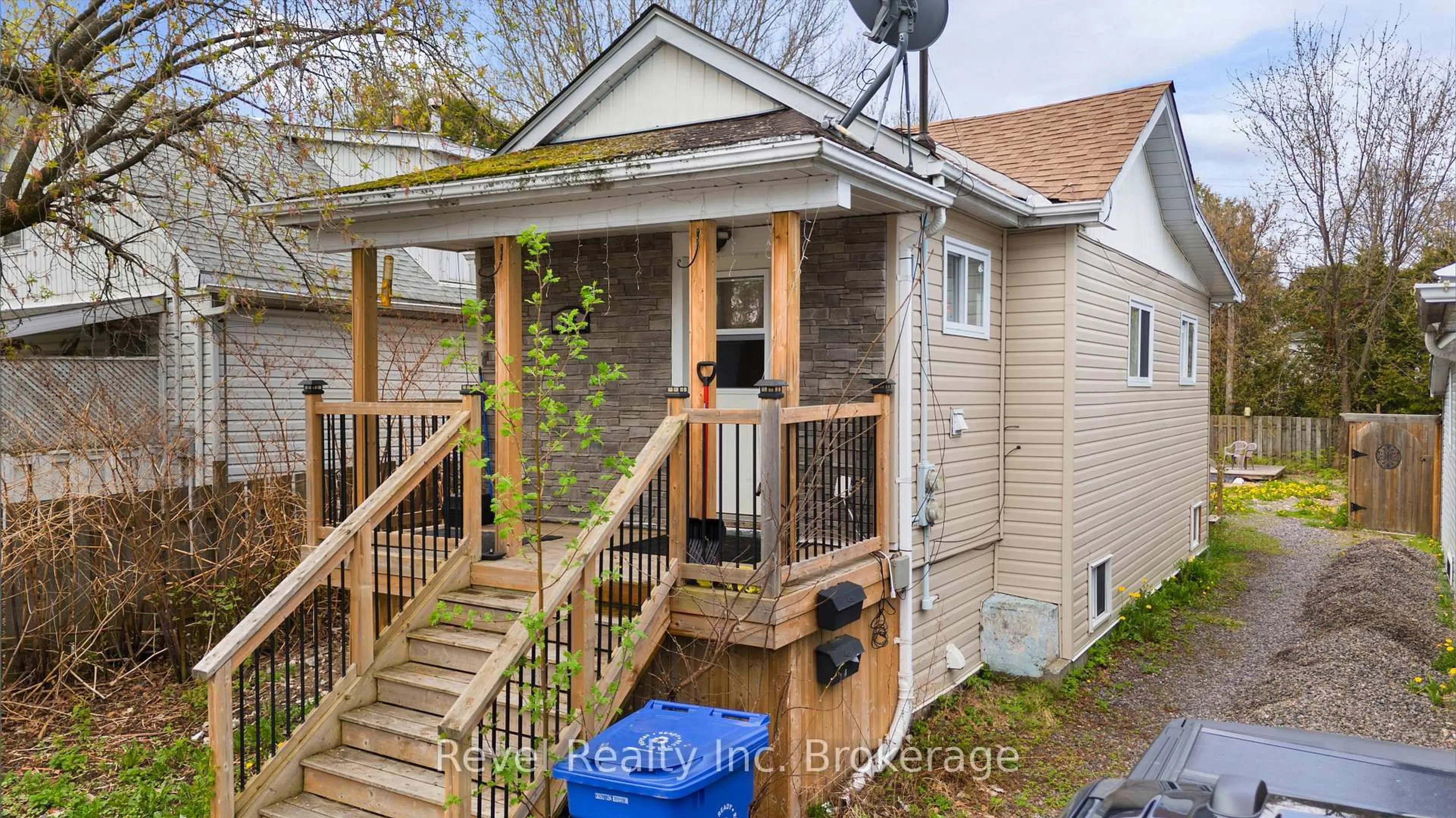 Unknown for 155 Duke St, North Bay Ontario P1B 6E5