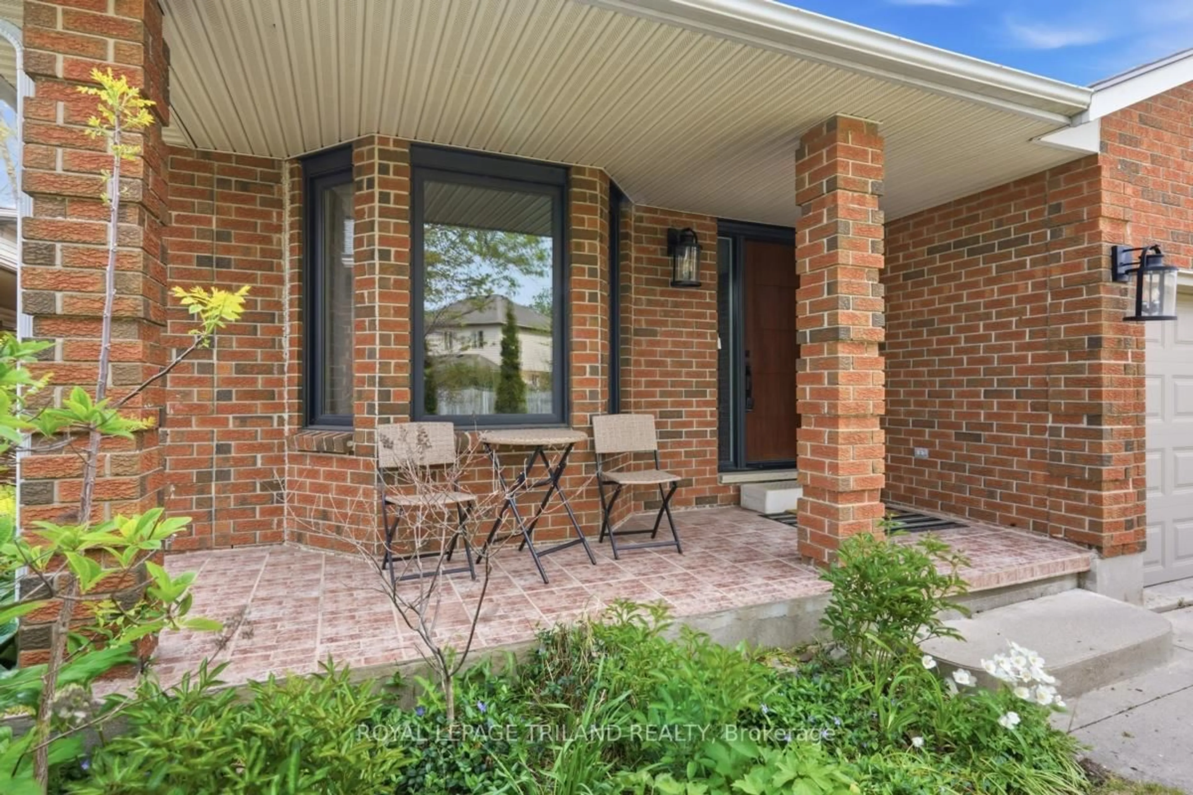 Home with brick exterior material, street for 1098 Lawson Rd, London North Ontario N6G 2X9
