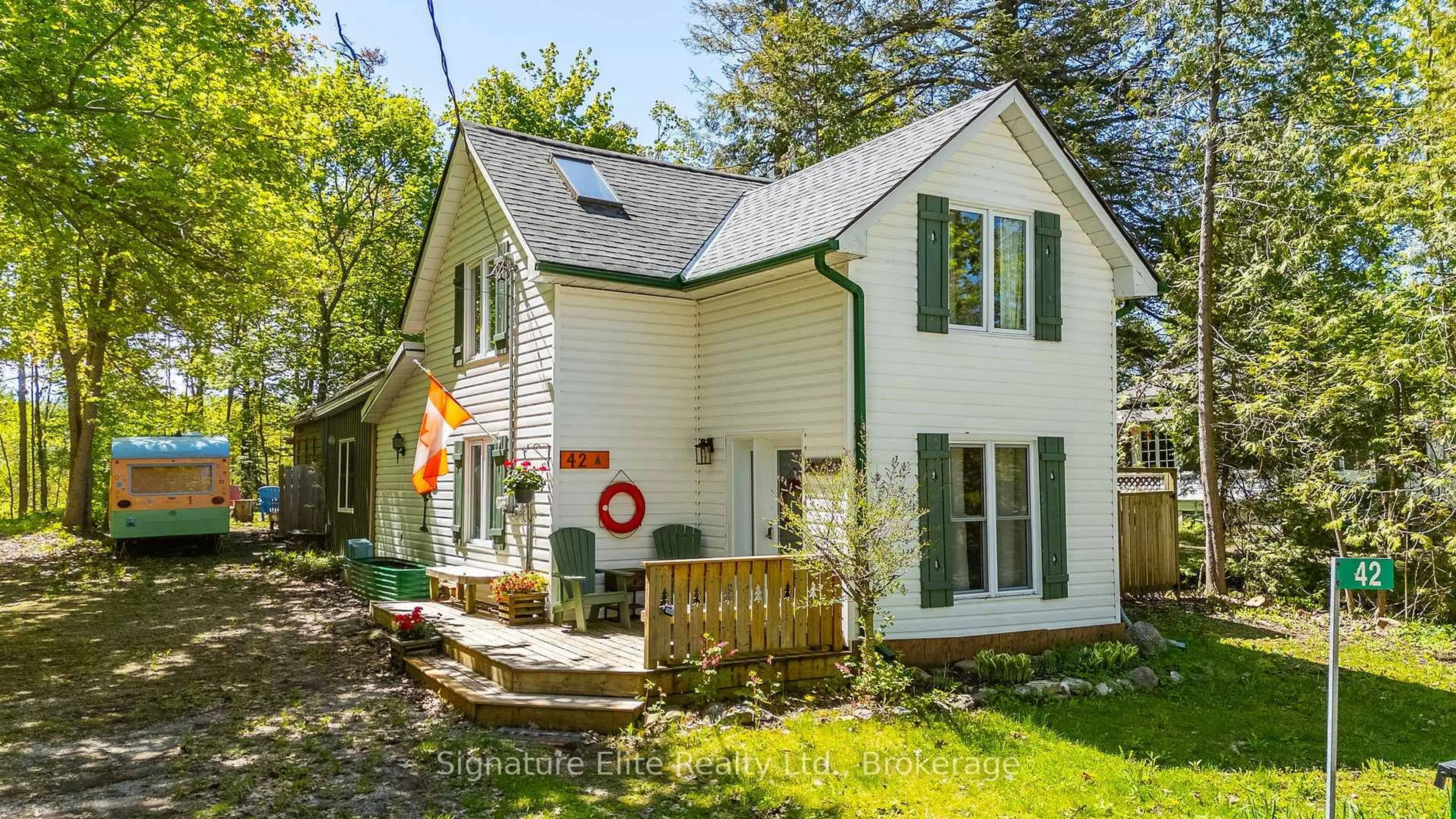 Home with vinyl exterior material, street for 42 Rose St, Kawartha Lakes Ontario K9V 4R6