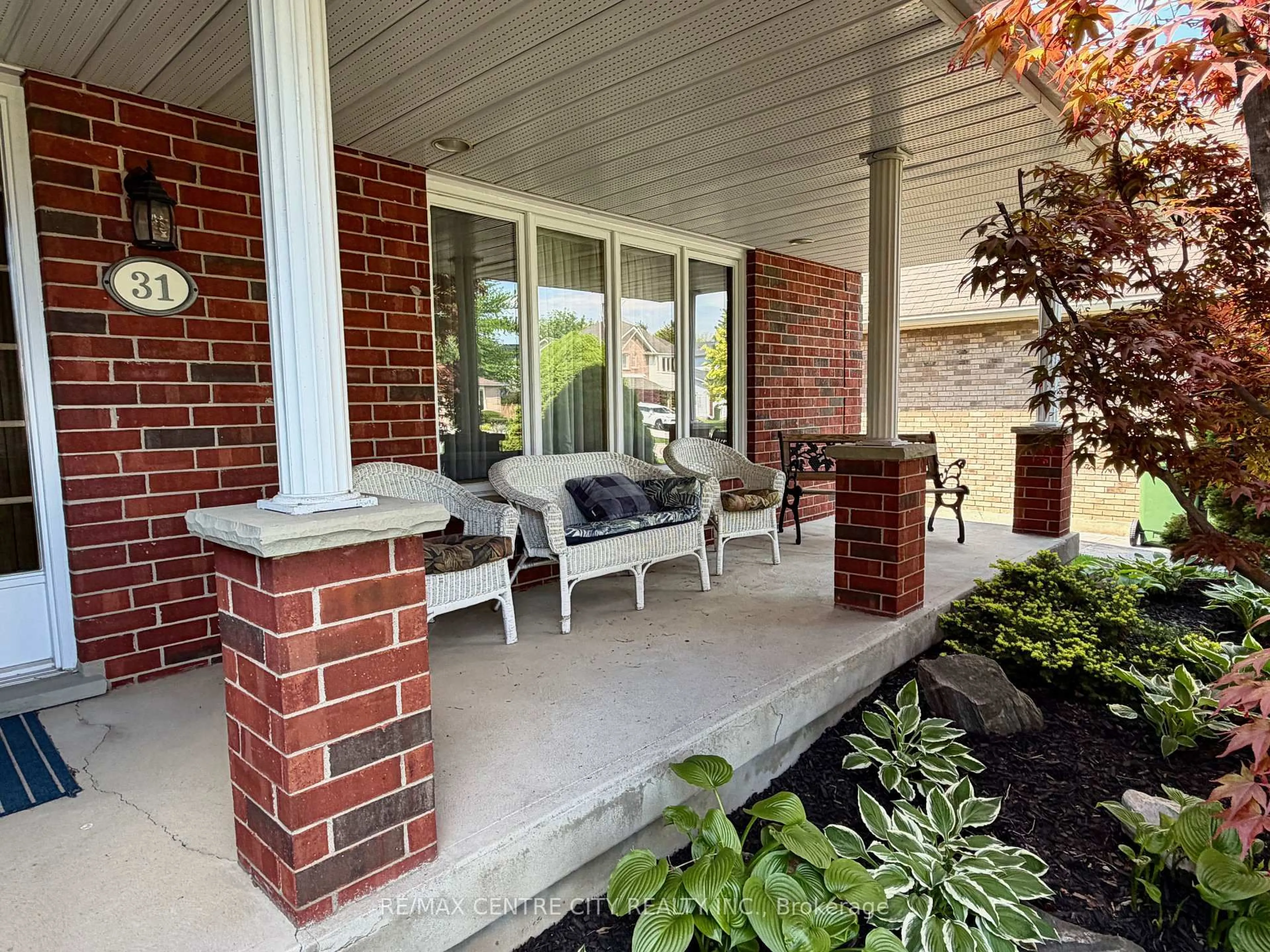Home with brick exterior material, street for 31 Cavanaugh Cres, St. Thomas Ontario N5R 5Y6