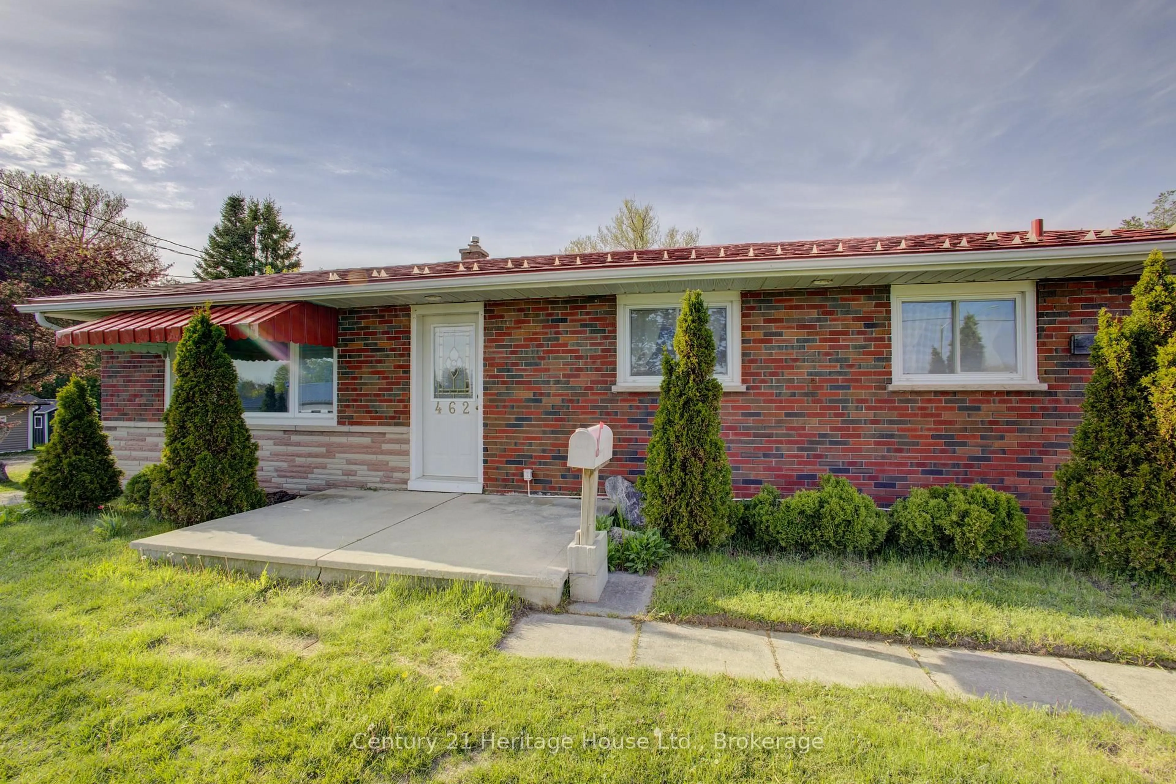 Home with brick exterior material, street for 462 Durham Rd, West Grey Ontario N0G 1R0