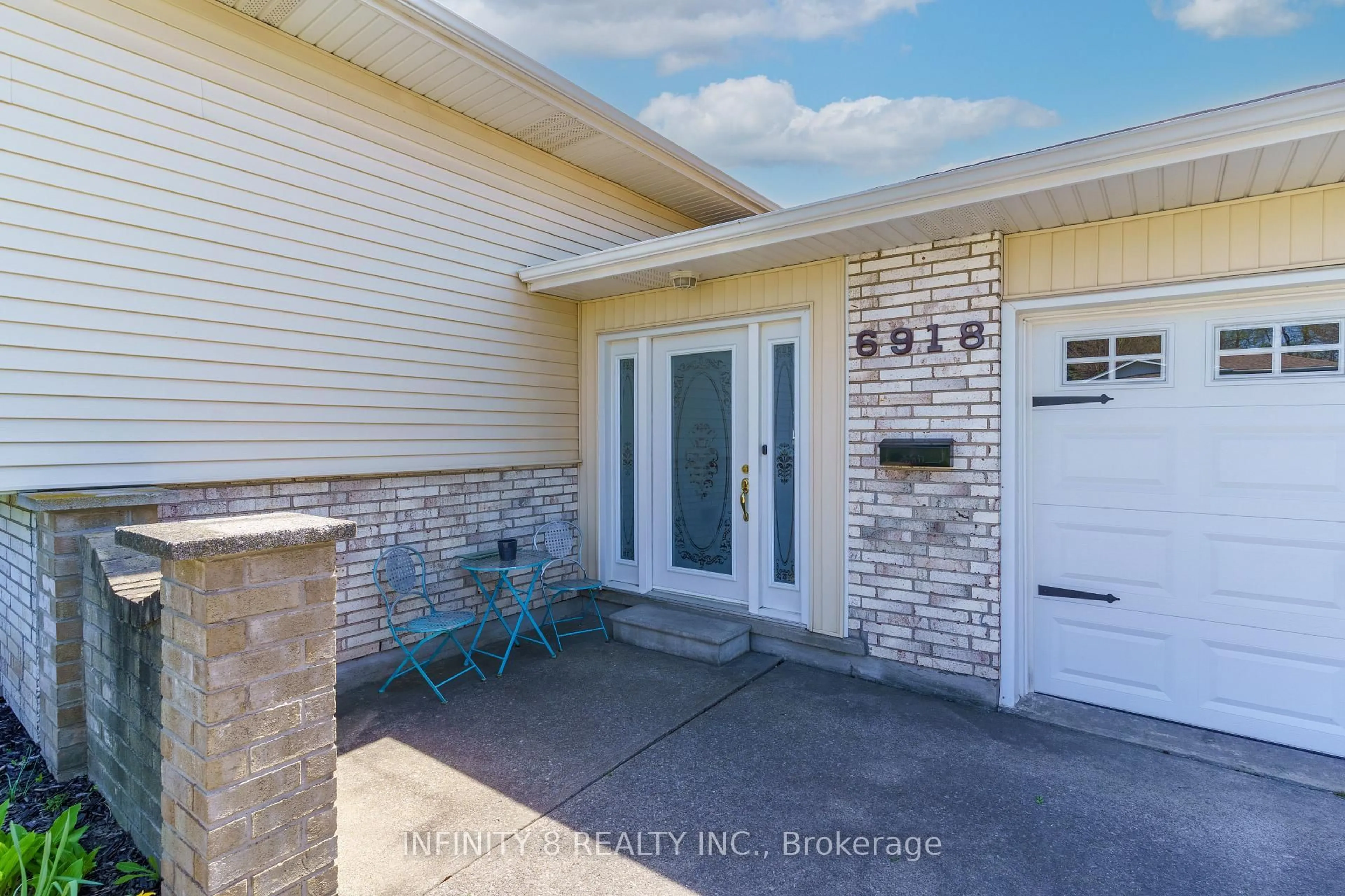 Unknown for 6918 Casey St, Niagara Falls Ontario L2J 3G1