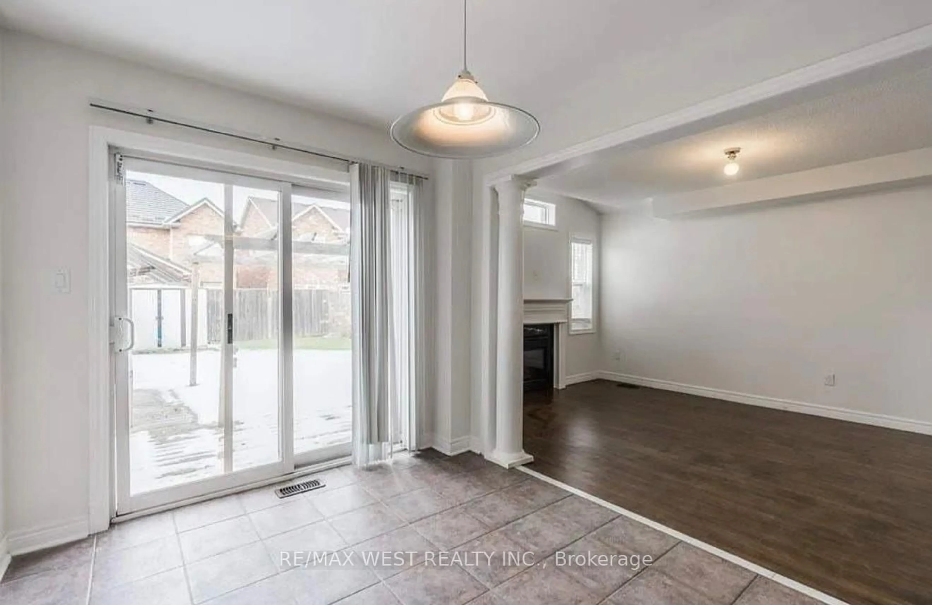 A pic of a room for 36 Haynes Crt, Niagara-on-the-Lake Ontario L0S 1J0