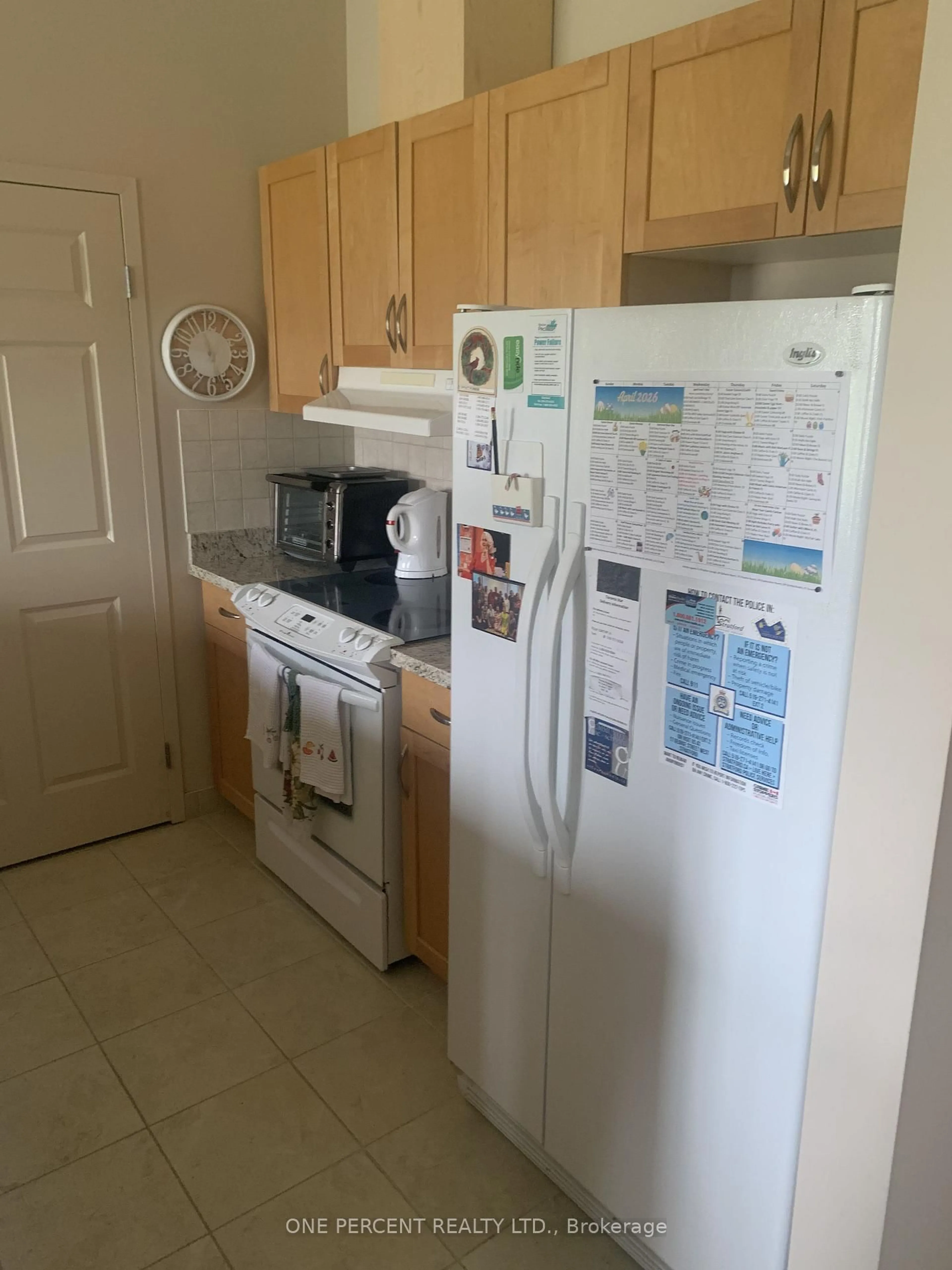 Standard kitchen, unknown for 200 MCCARTHY Rd #164, Stratford Ontario N5A 0B6