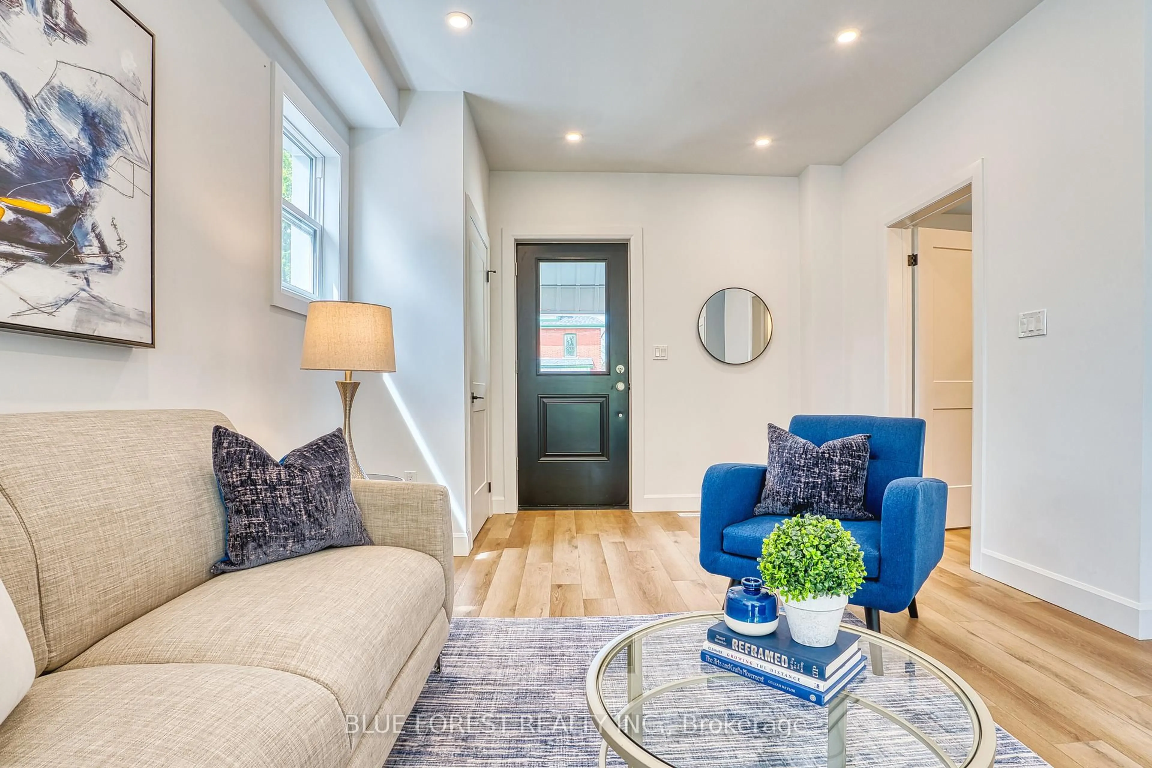 Living room with furniture, unknown for 471 Albert St, Stratford Ontario N5A 3L3