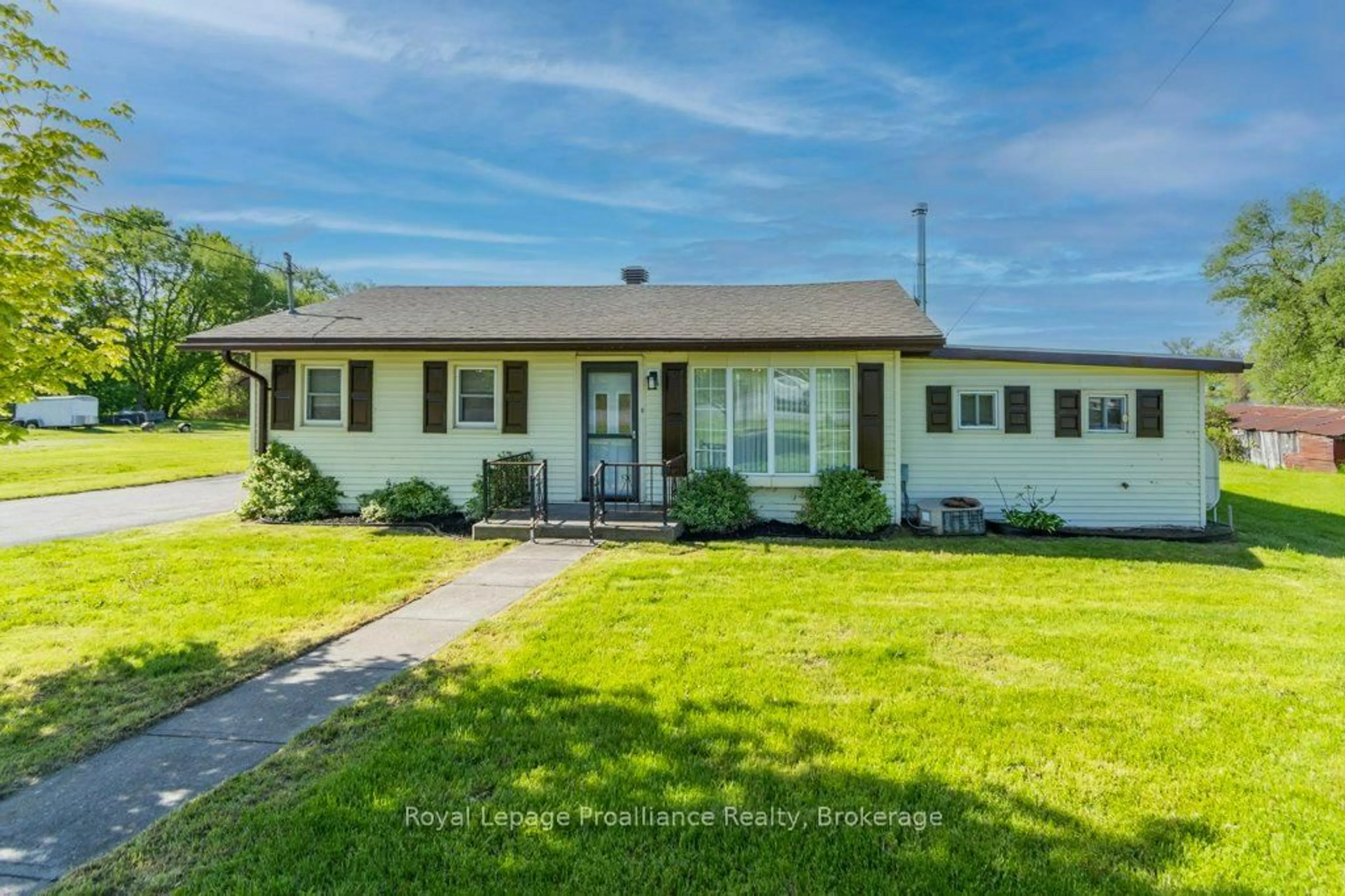 Home with vinyl exterior material, street for 85 Manley Dr, Belleville Ontario K8N 4Z4