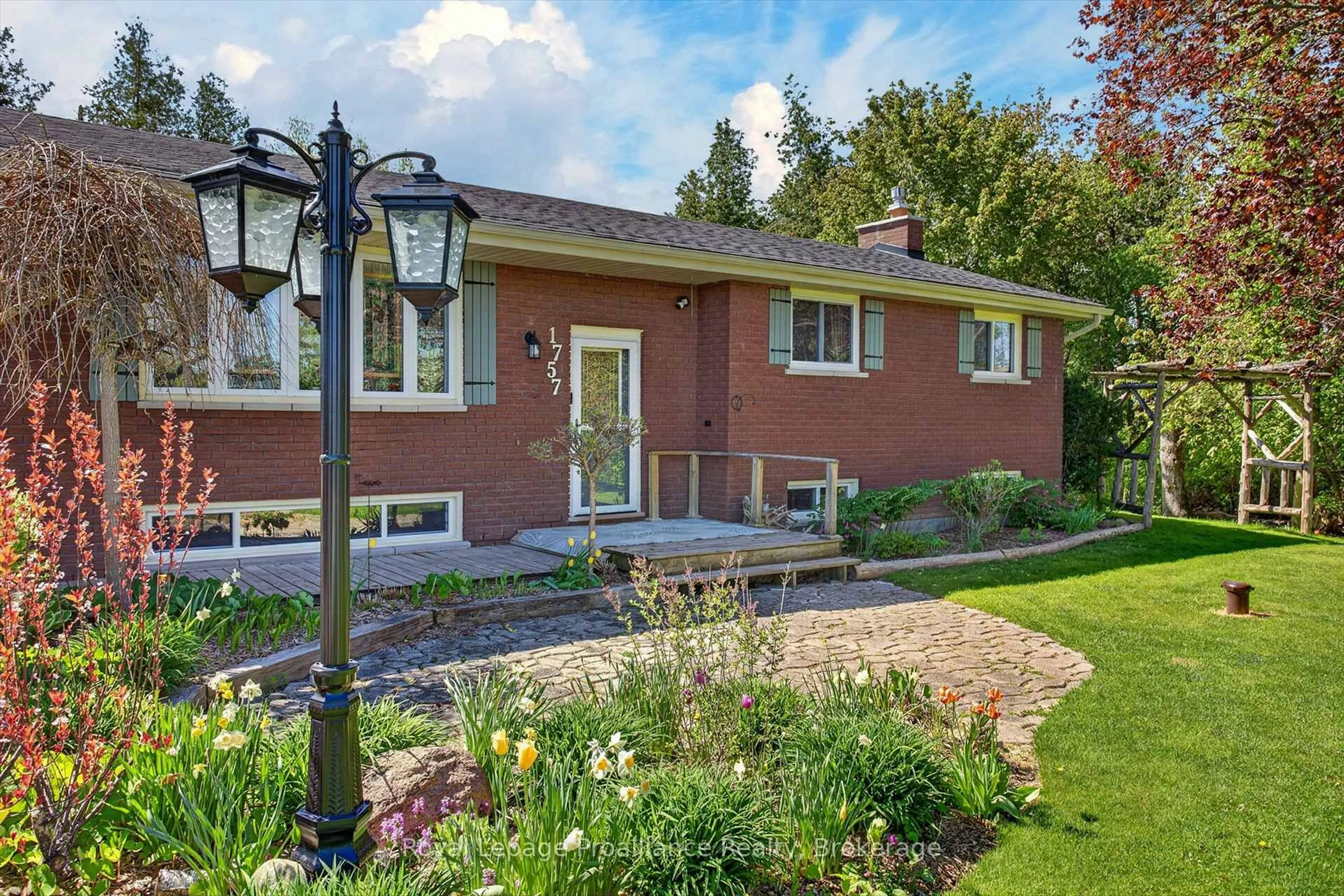 Unknown for 1757 Mount Pleasant Rd, Cavan Monaghan Ontario L0A 1C0
