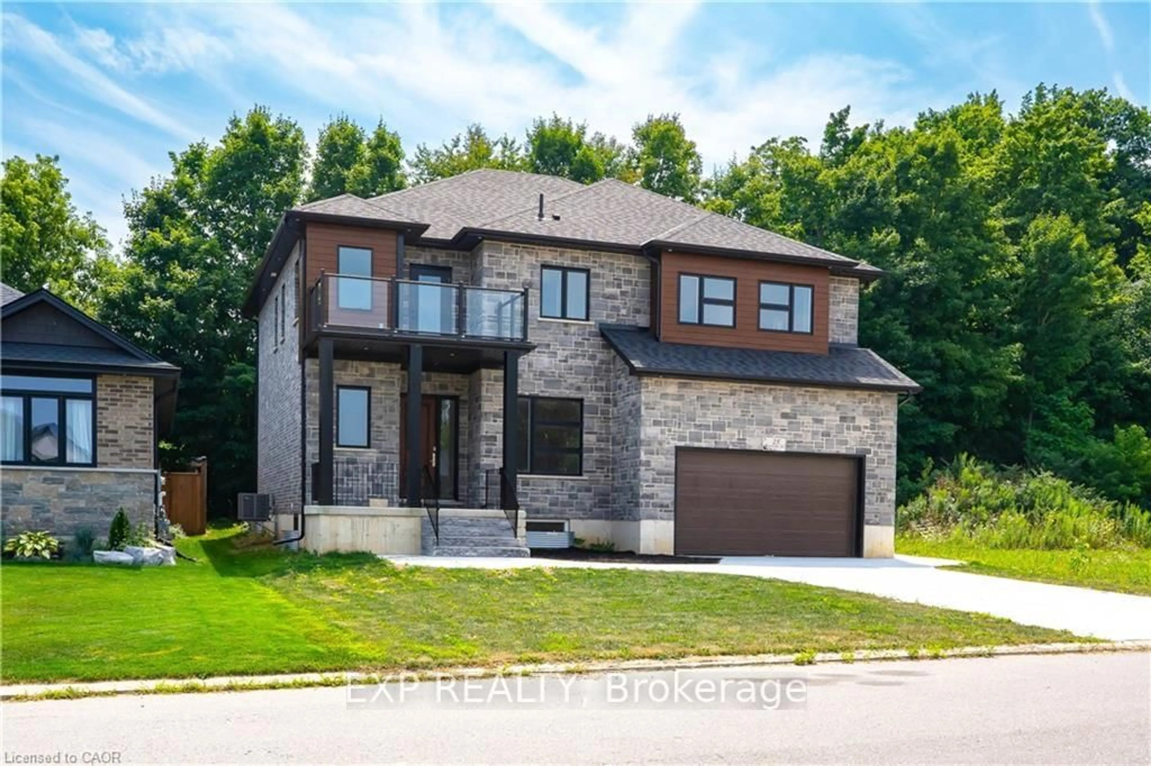 Home with brick exterior material, street for 25 Sunview Dr, Norwich Ontario N0J 1P0