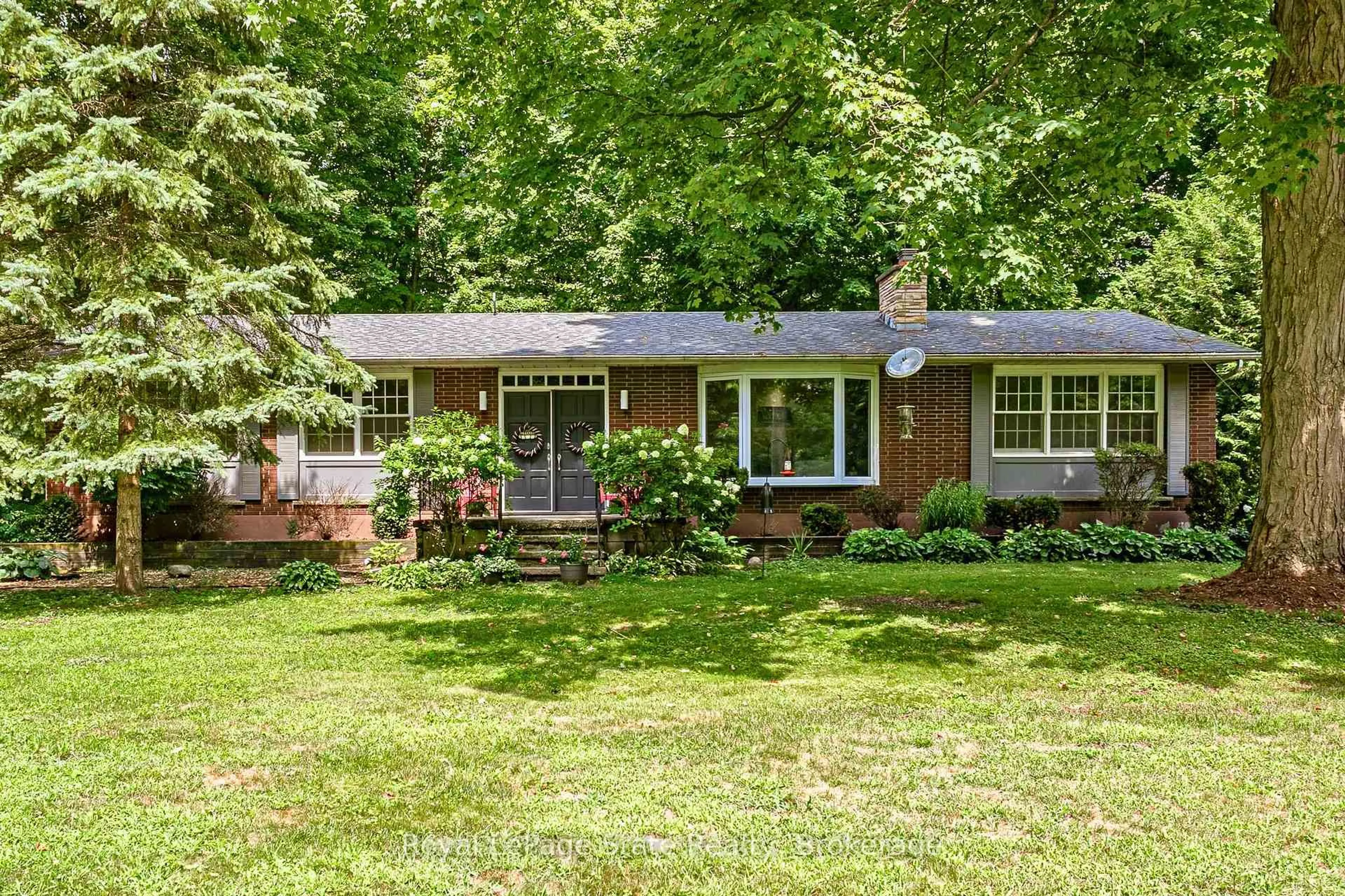 Home with brick exterior material, unknown for 587 Windham 13 Rd, Norfolk Ontario N4B 2W5