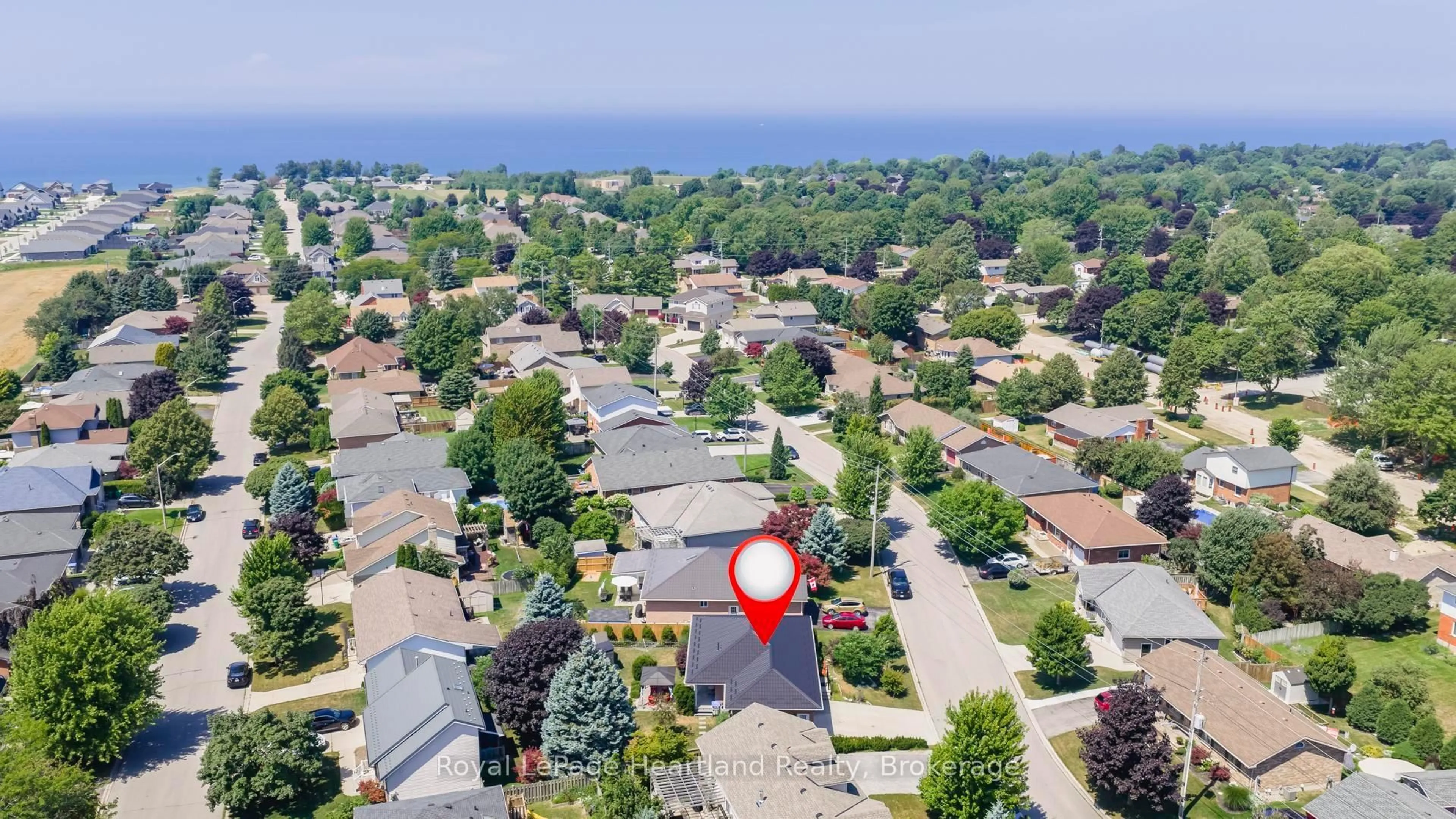 A pic from outside/outdoor area/front of a property/back of a property/a pic from drone, unknown for 39 BALVINA Dr, Goderich Ontario N7A 4L2