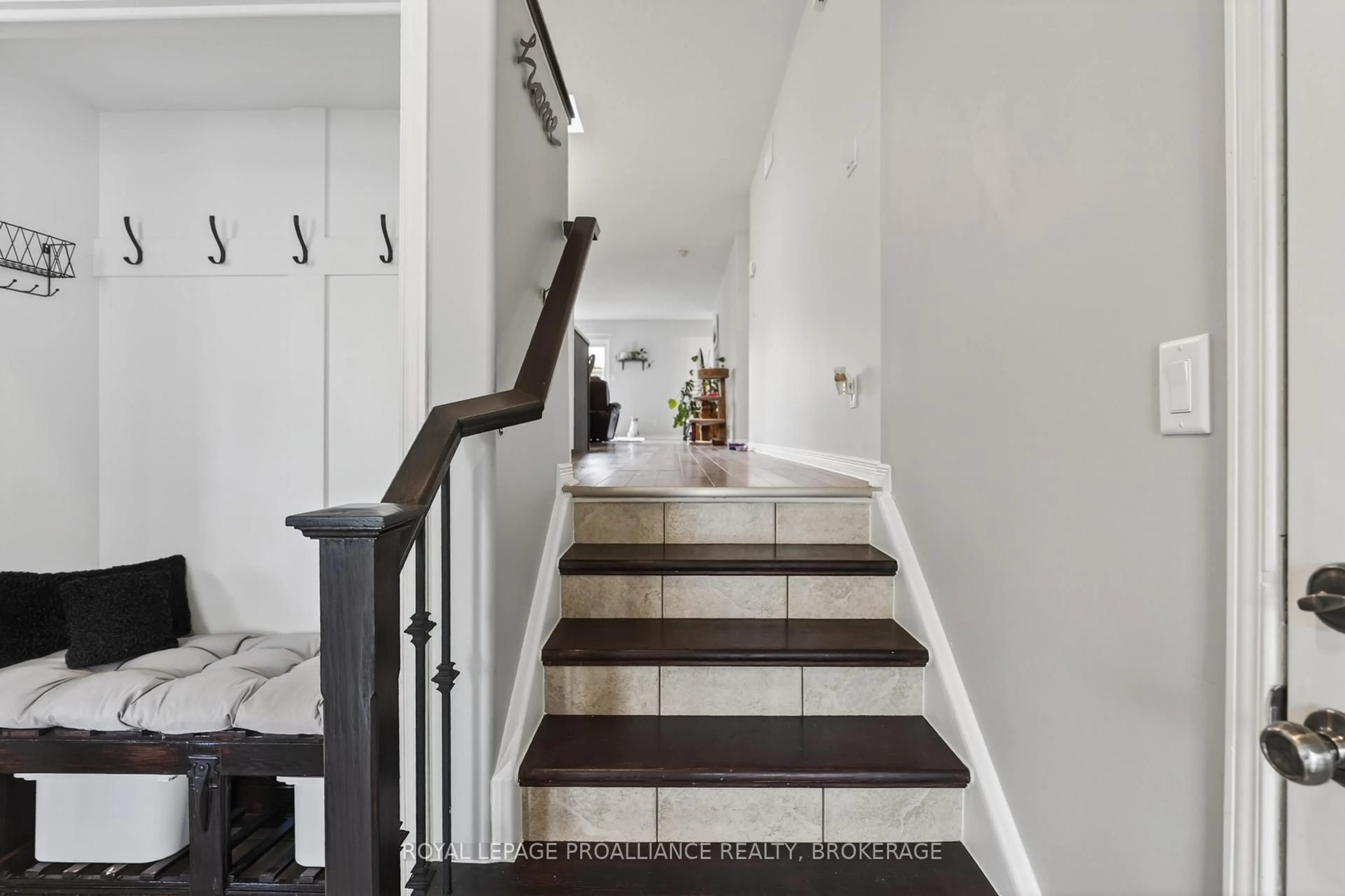 Unknown for 459 Maureen St, Kingston Ontario K7K 7M1