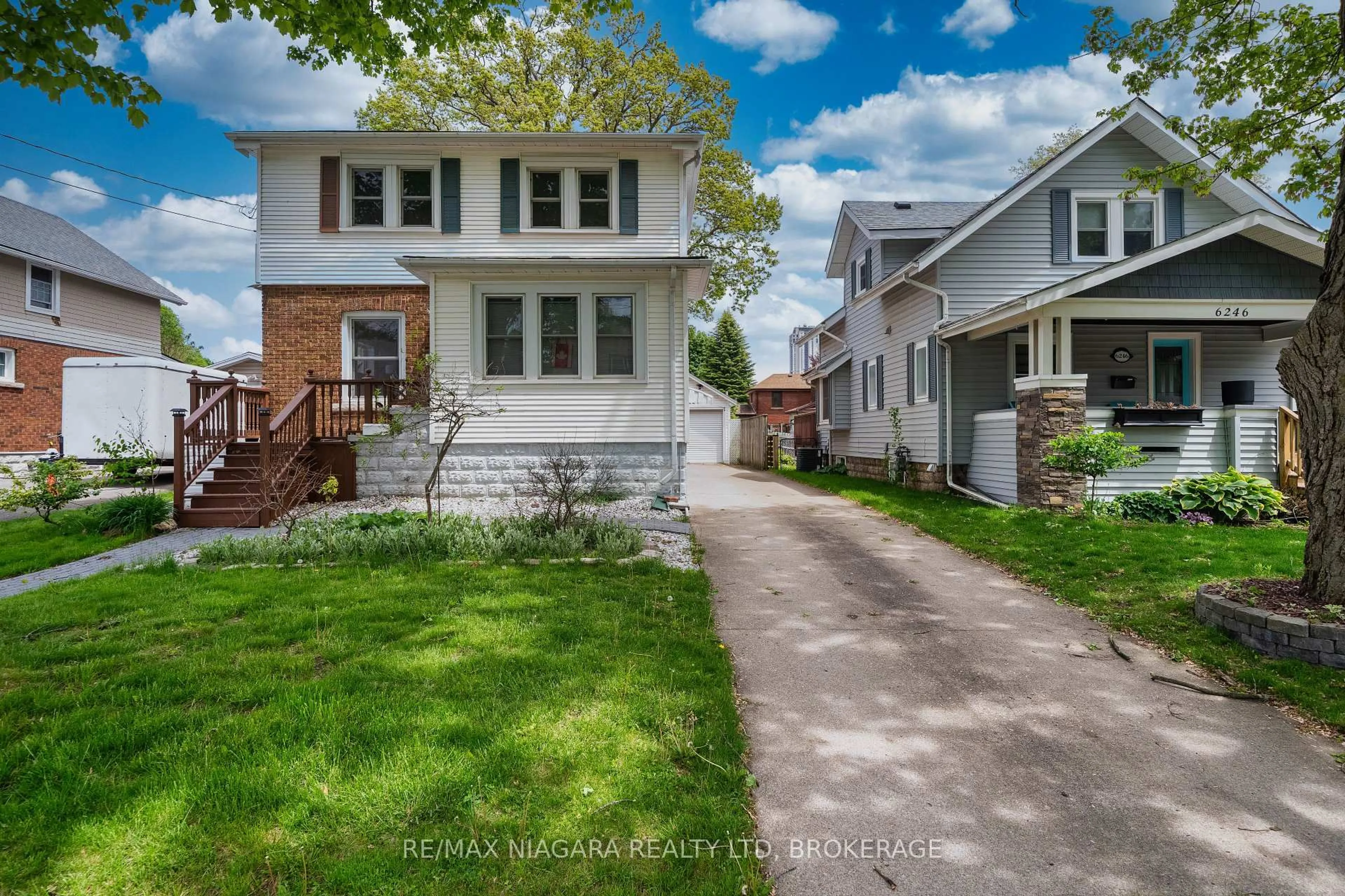 Unknown for 6238 Pine Grove Ave, Niagara Falls Ontario L2G 4J2