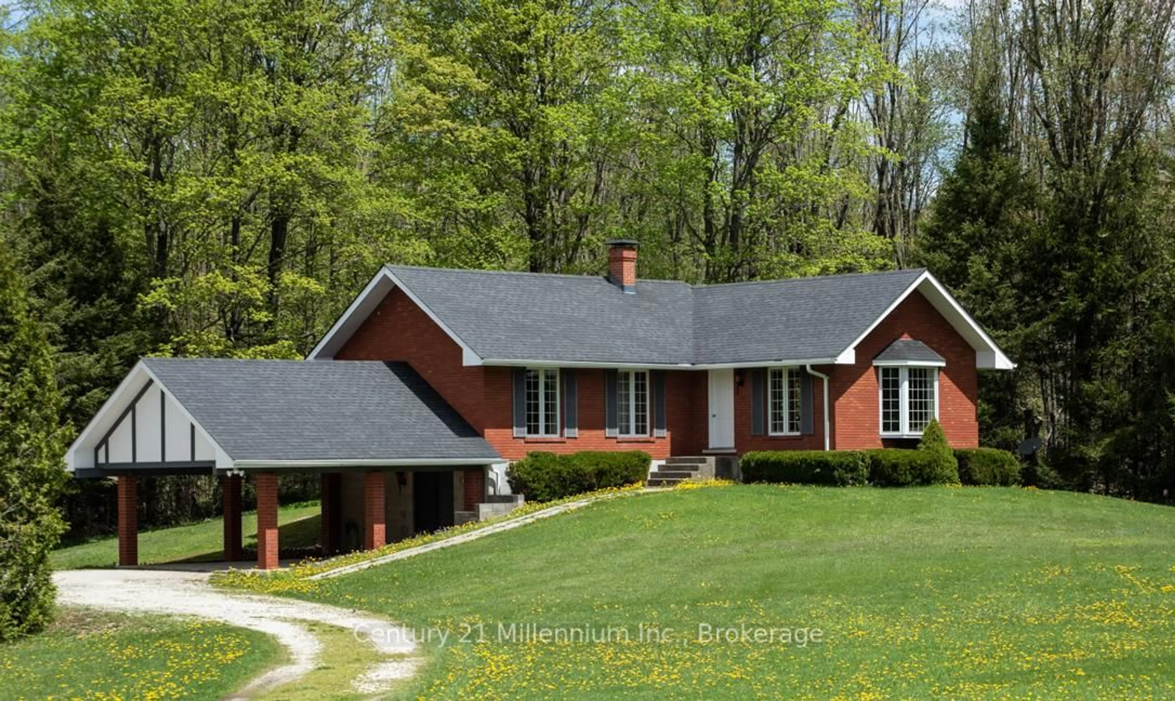 Home with vinyl exterior material, street for 569025 6 Sdrd, Blue Mountains Ontario N0H 2E0