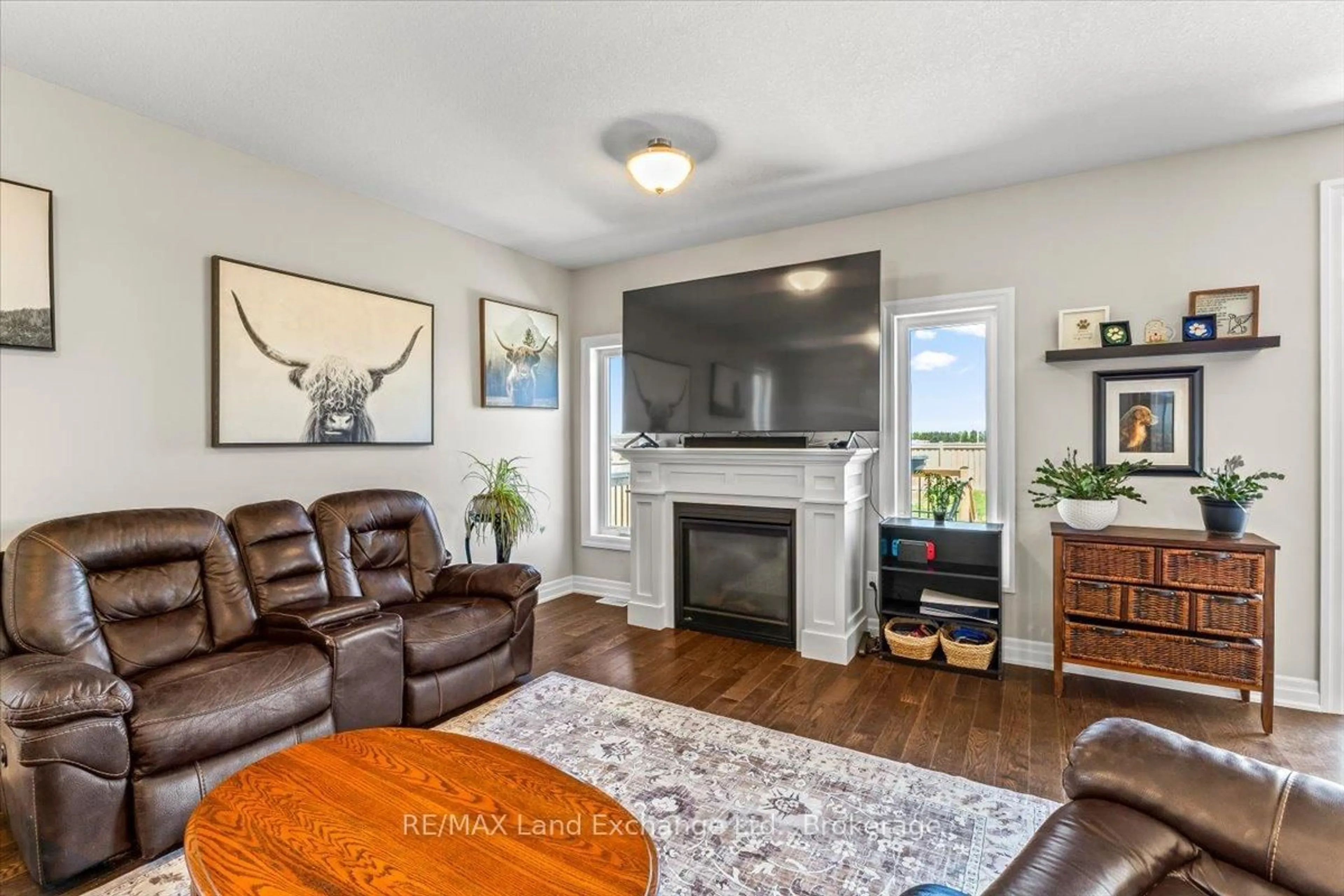 Living room with furniture, unknown for 395 Mary Rose Ave, Saugeen Shores Ontario N0H 2C3