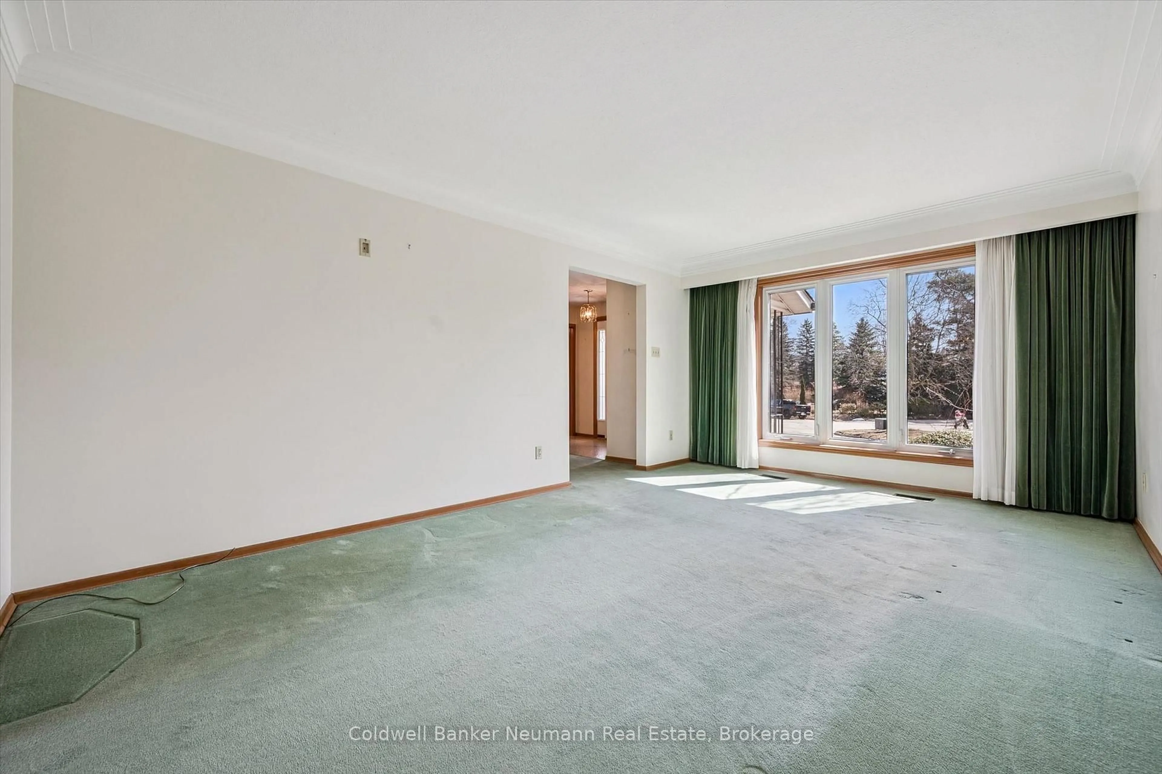 A pic of a room for 18 Carmine Pl, Guelph Ontario N1E 3V1