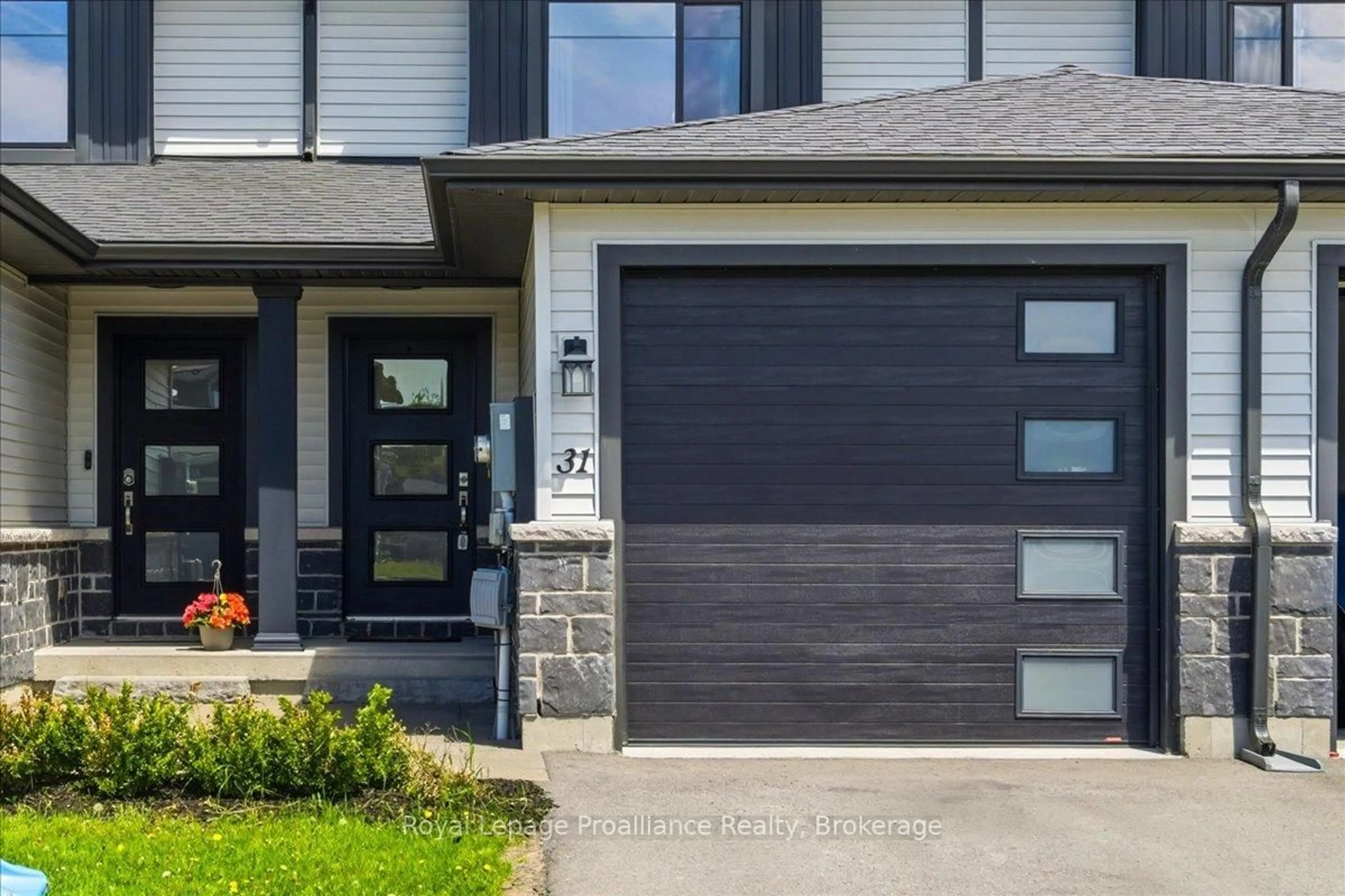 Unknown for 31 Dewal Pl, Belleville Ontario K8P 0H3