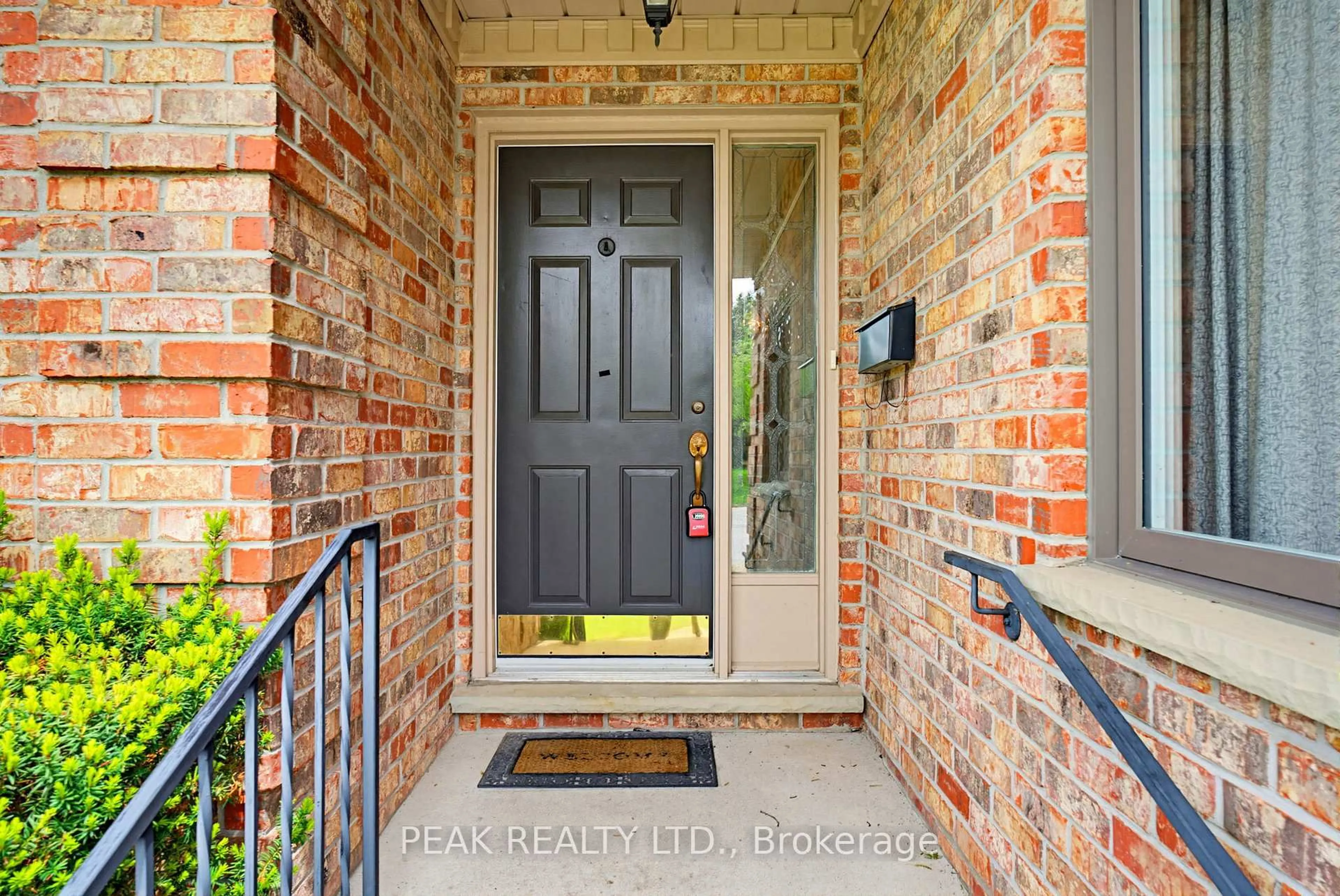 Indoor entryway for 30 Doon Dr ##26, London North Ontario N5X 3X2