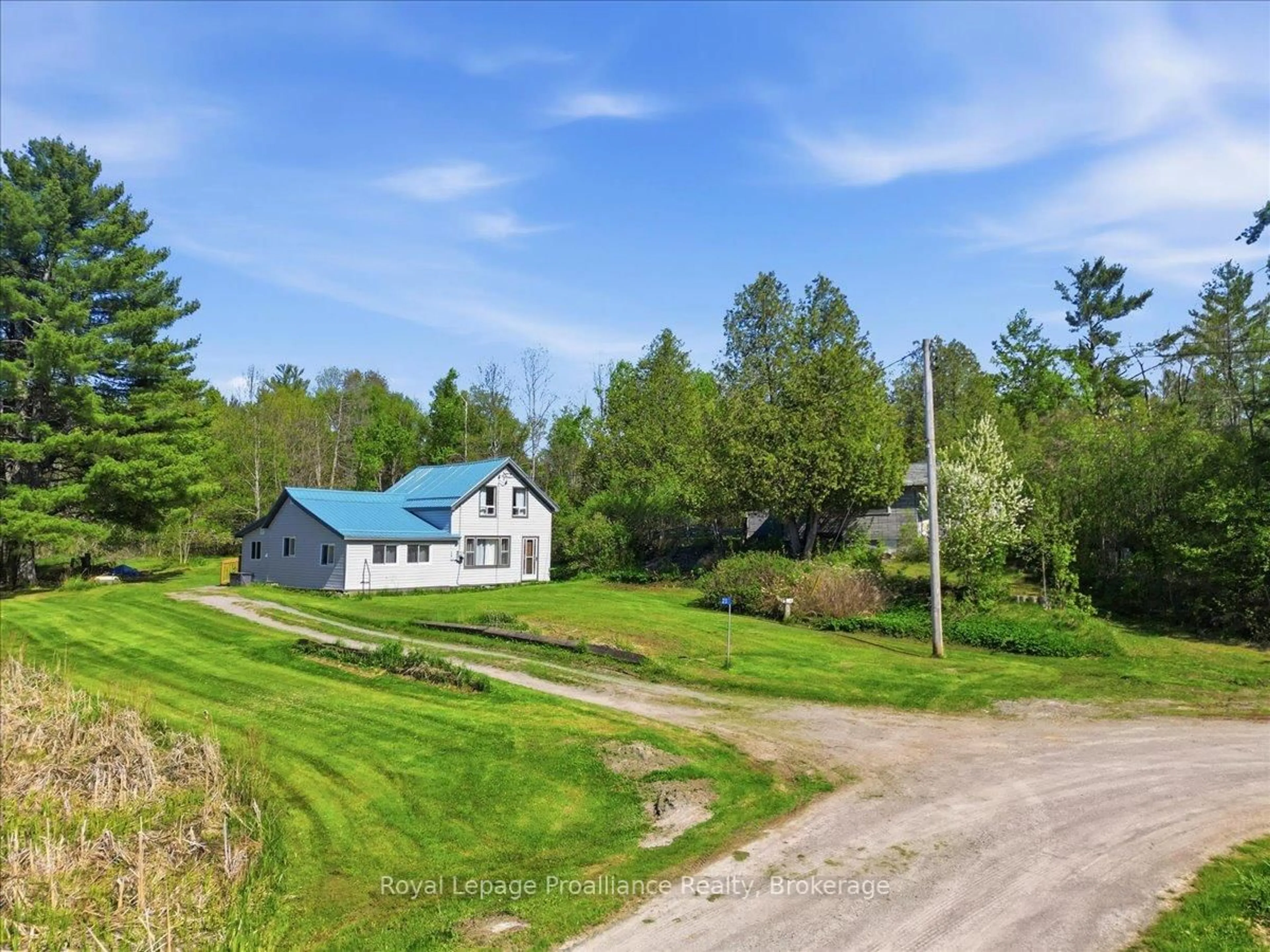 A pic from outside/outdoor area/front of a property/back of a property/a pic from drone, unknown for 23 Brown Ave, Madoc Ontario K0K 1Y0
