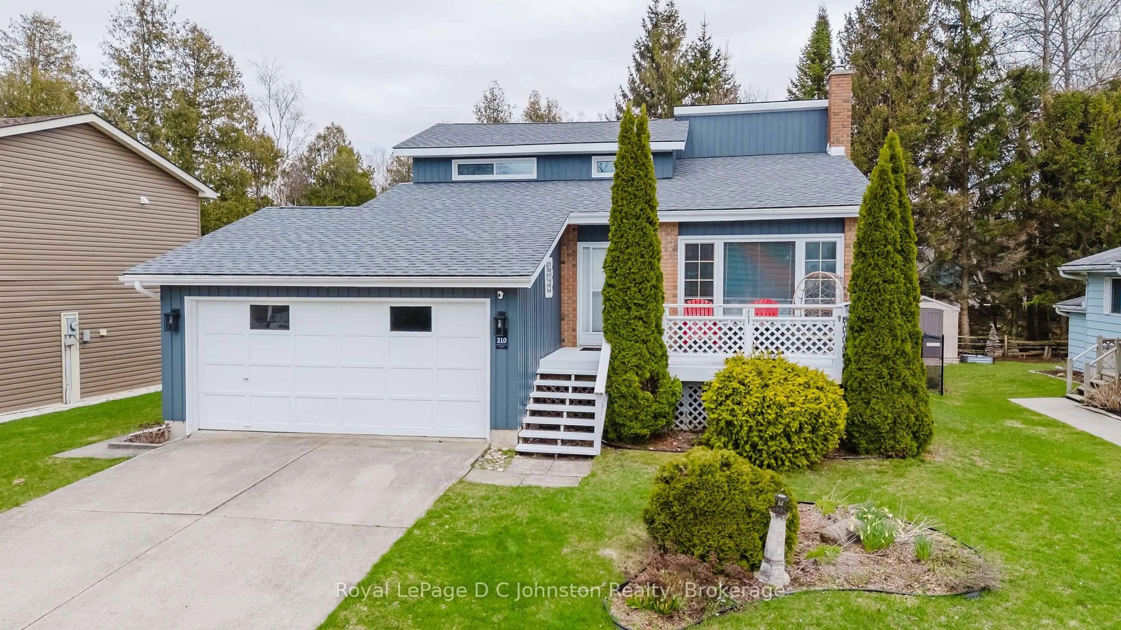 Home with vinyl exterior material, street for 310 Albert St, Saugeen Shores Ontario N0H 2L0