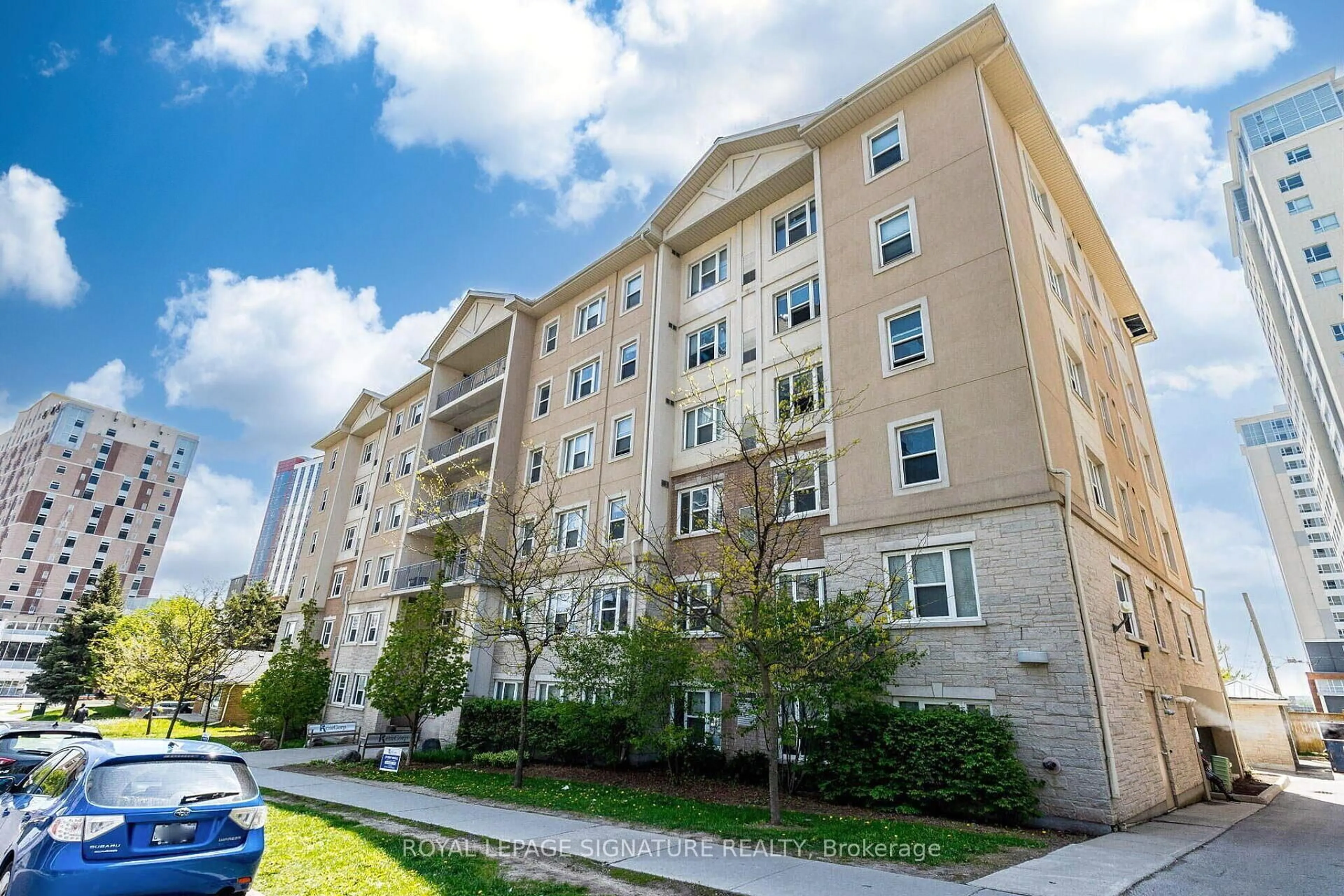 Patio, building for 251 Lester St #401, Waterloo Ontario N2L 3W6