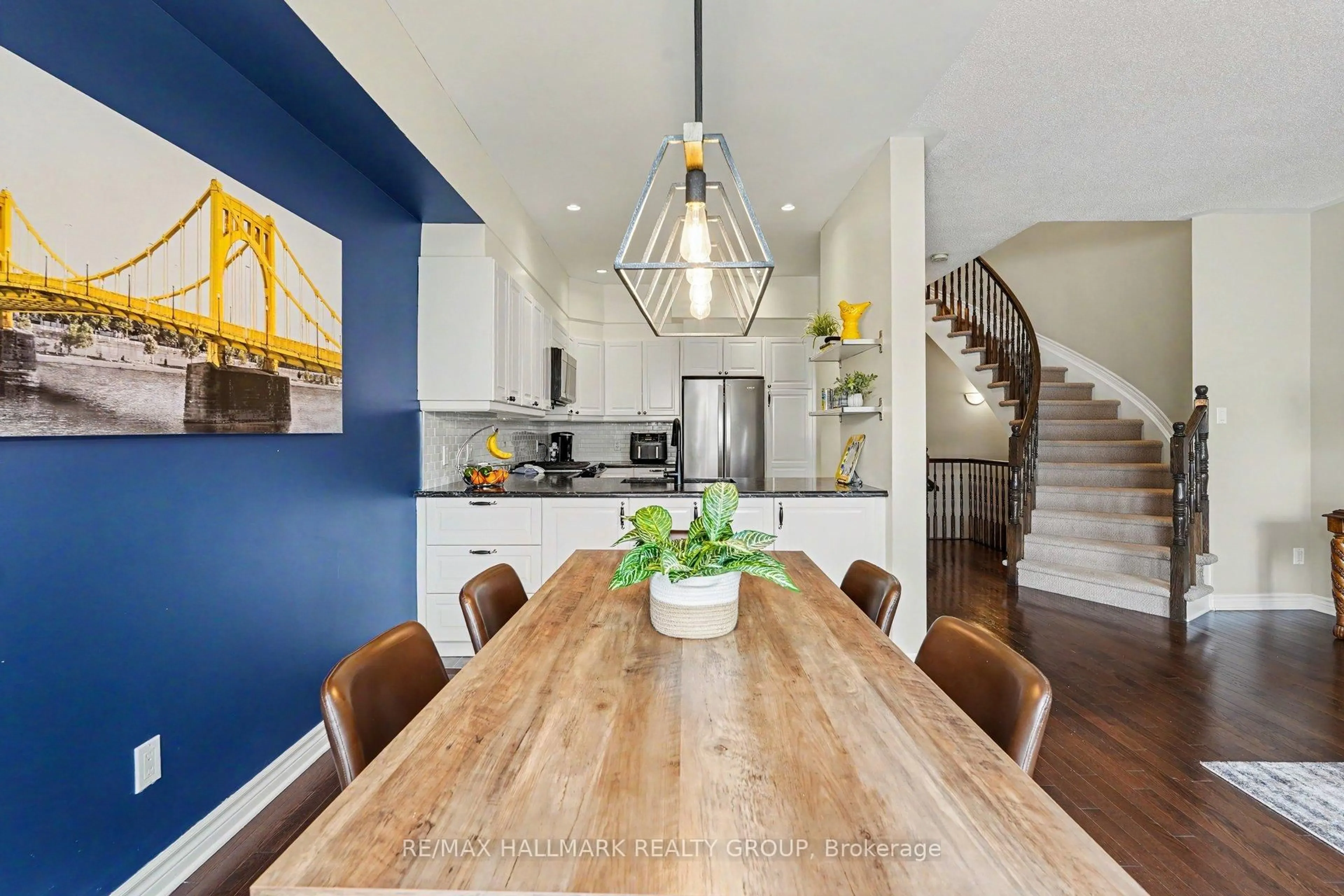 Unknown for 1433 Comfrey Cres, Ottawa Ontario K4A 0L8