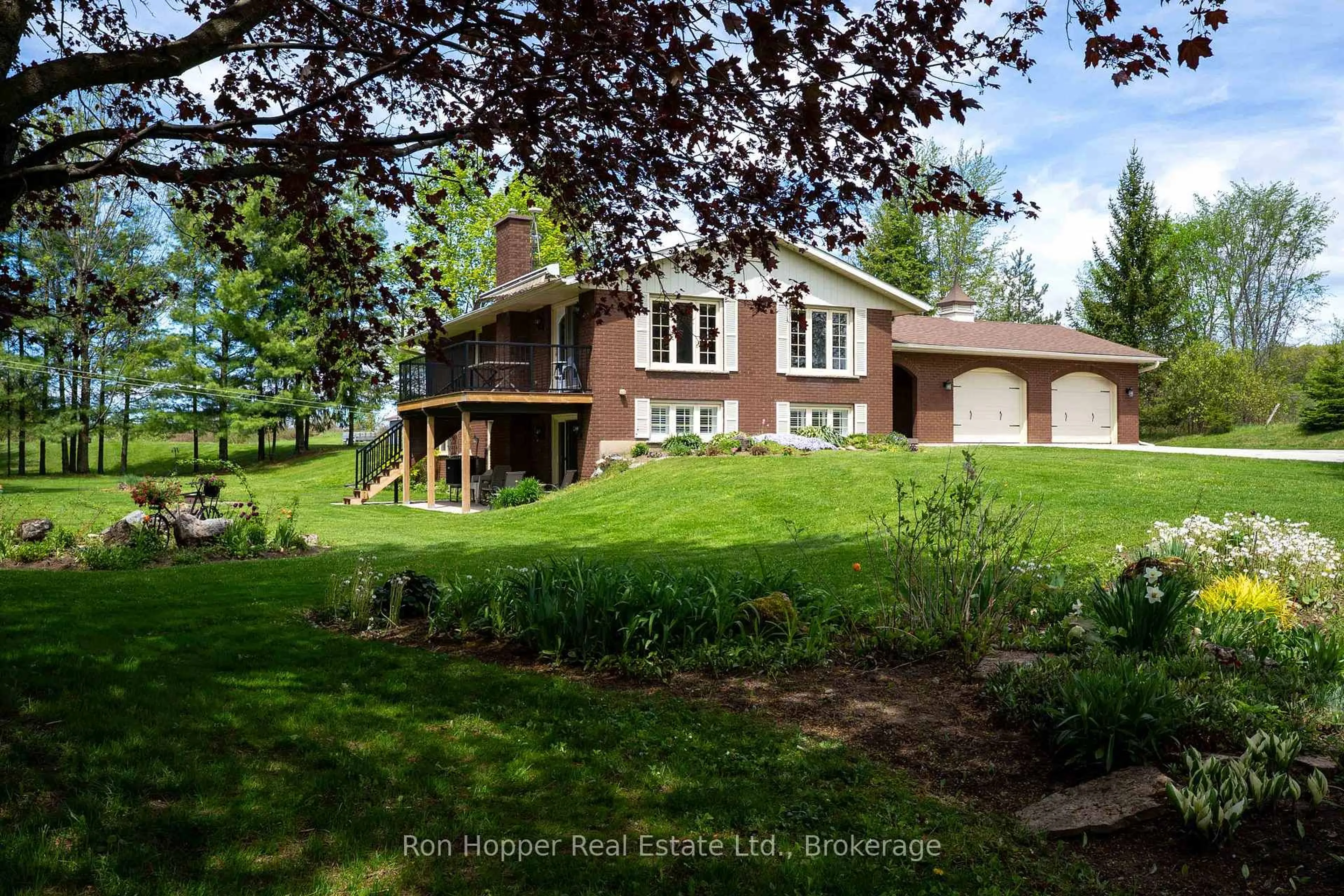 A pic from outside/outdoor area/front of a property/back of a property/a pic from drone, unknown for 283295 Concession 10 Concession, Georgian Bluffs Ontario N4K 0G3
