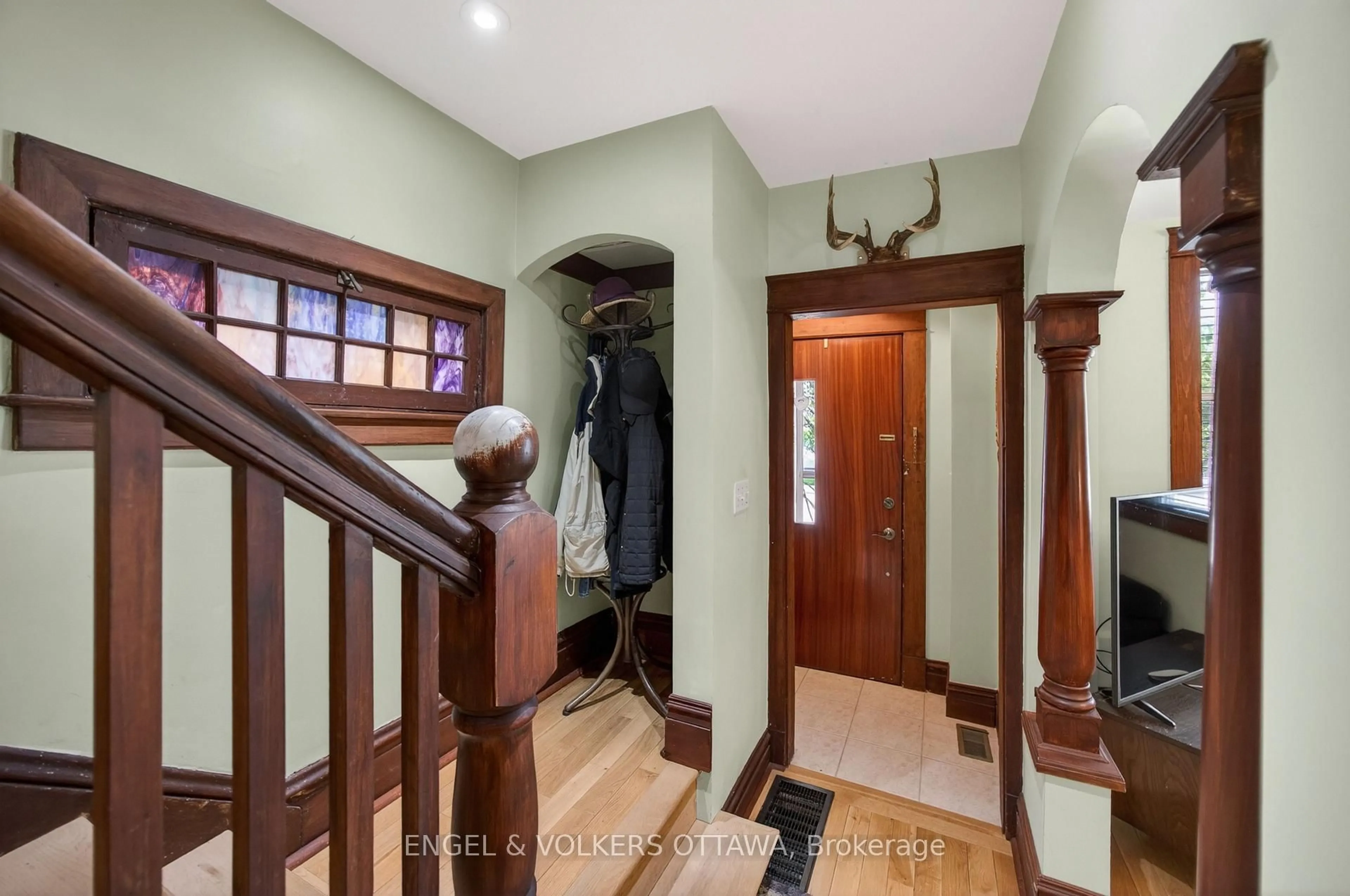 Unknown for 60 Glynn Ave, Ottawa Ontario K1K 1S8