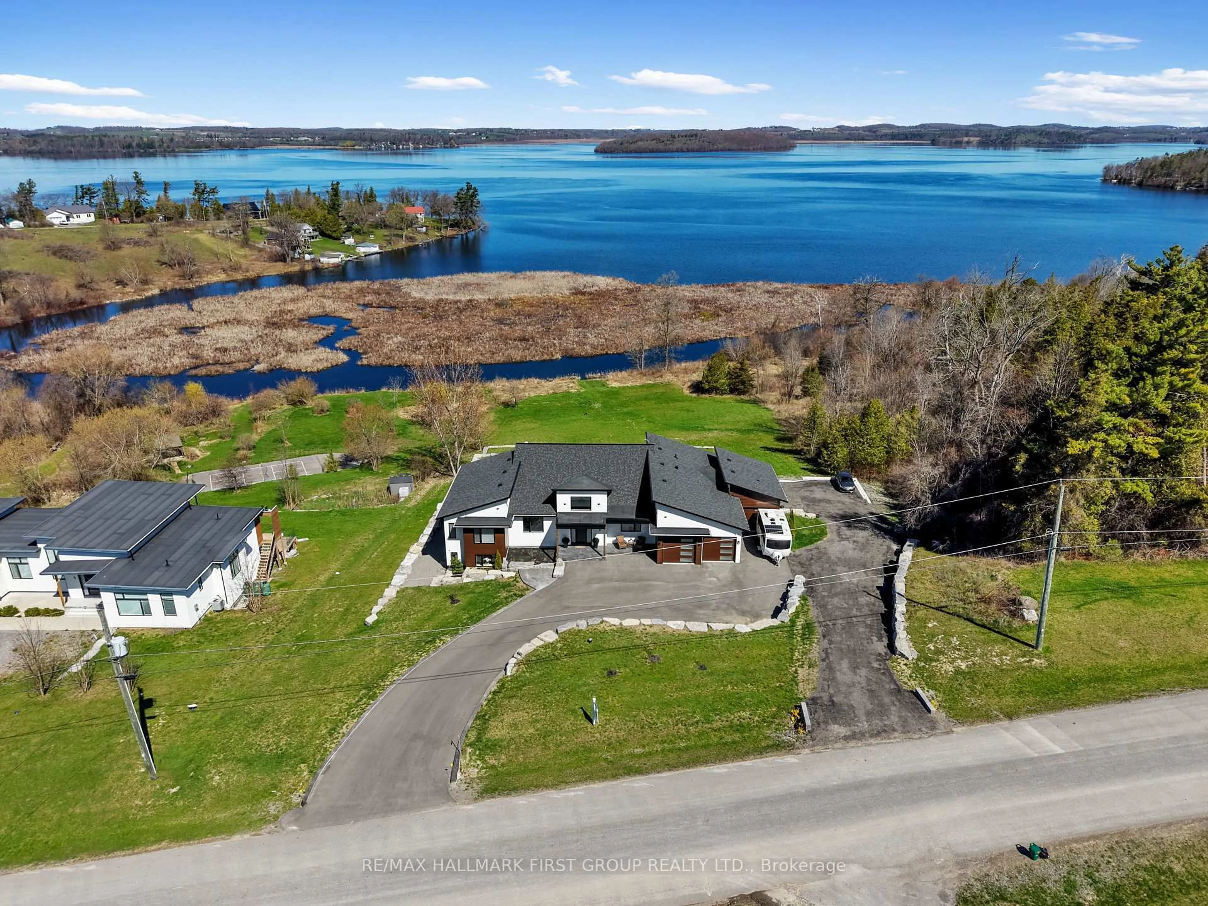 A pic from outside/outdoor area/front of a property/back of a property/a pic from drone, water/lake/river/ocean view for 184 Parkview Dr, Alnwick/Haldimand Ontario K0K 2G0