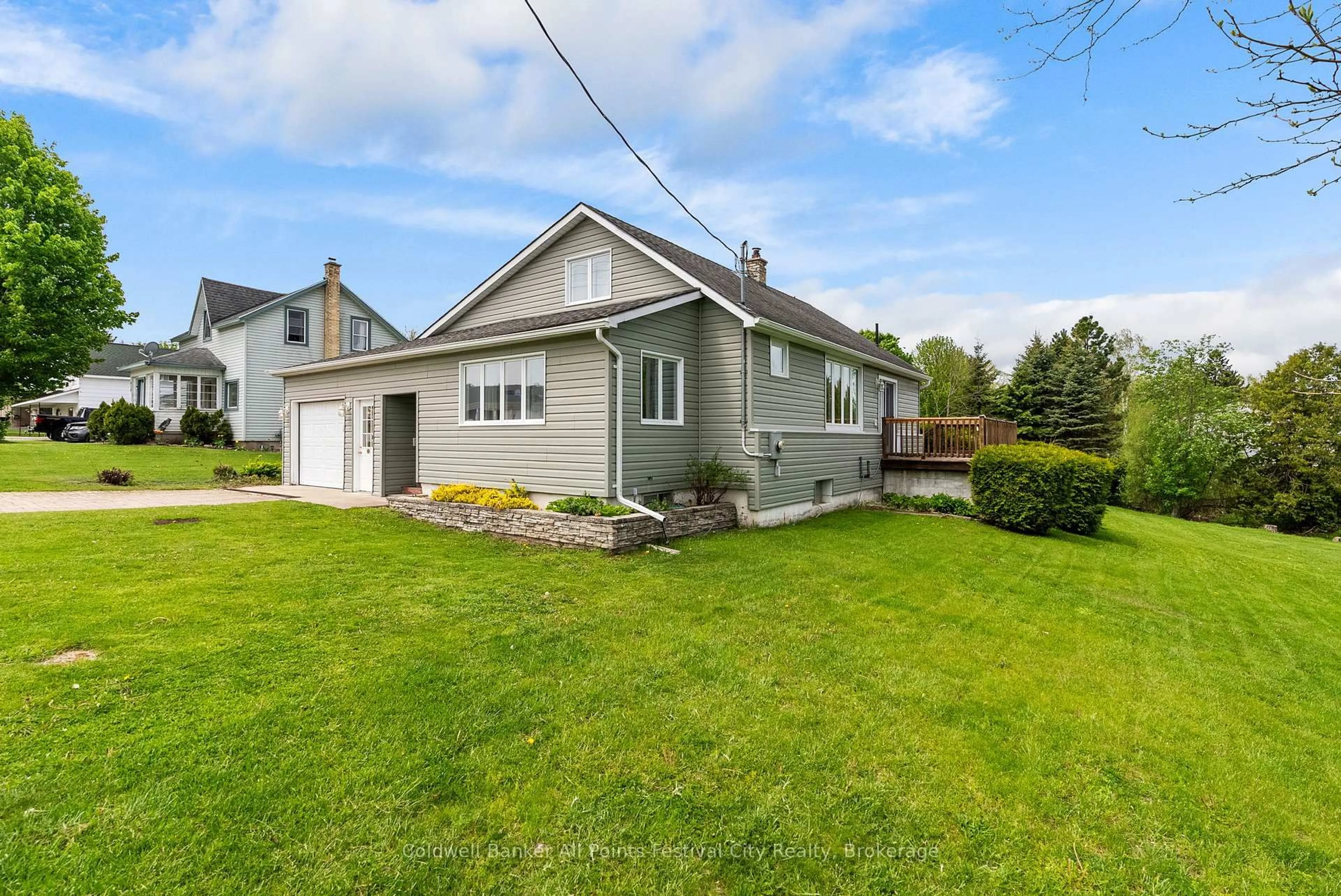 Unknown for 484 Bob St, Huron-Kinloss Ontario N0G 2H0